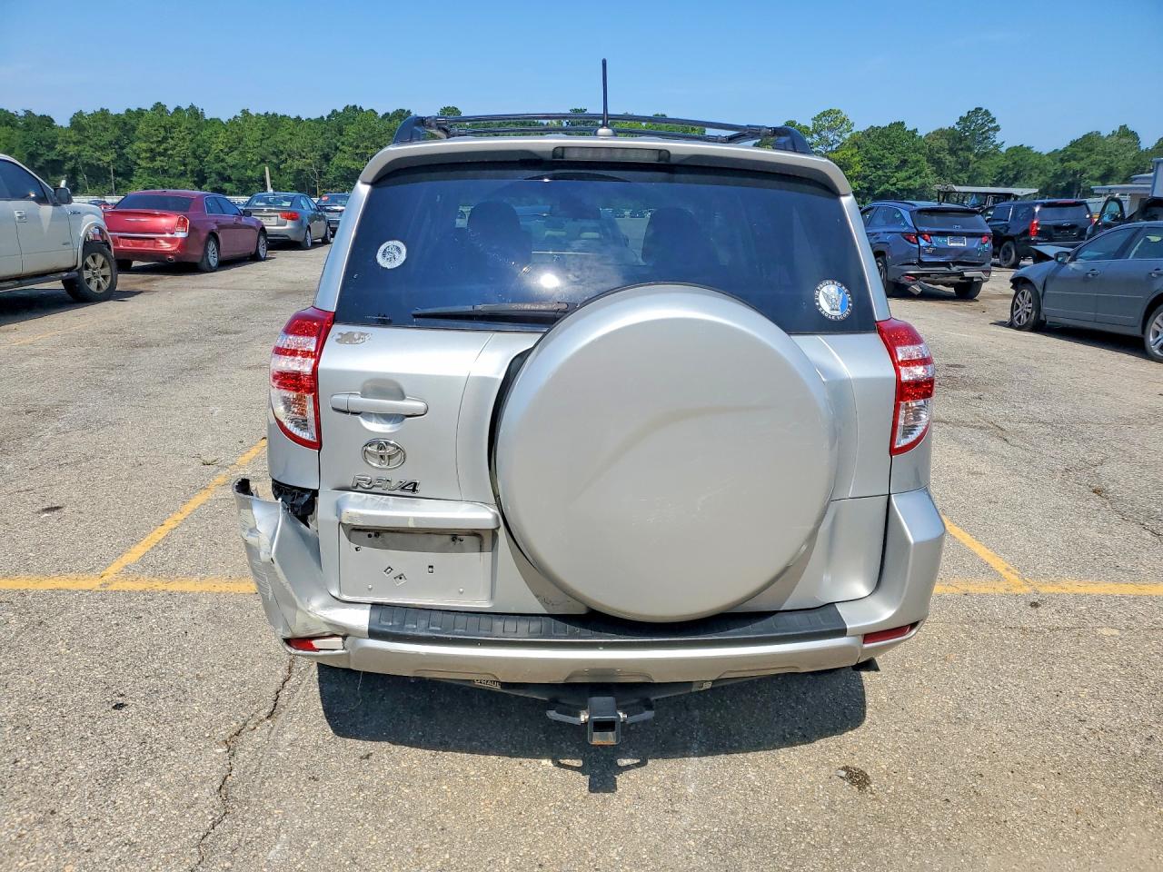 2011 Toyota Rav4 Base Silver vin: 2T3ZF4DV0BW086511