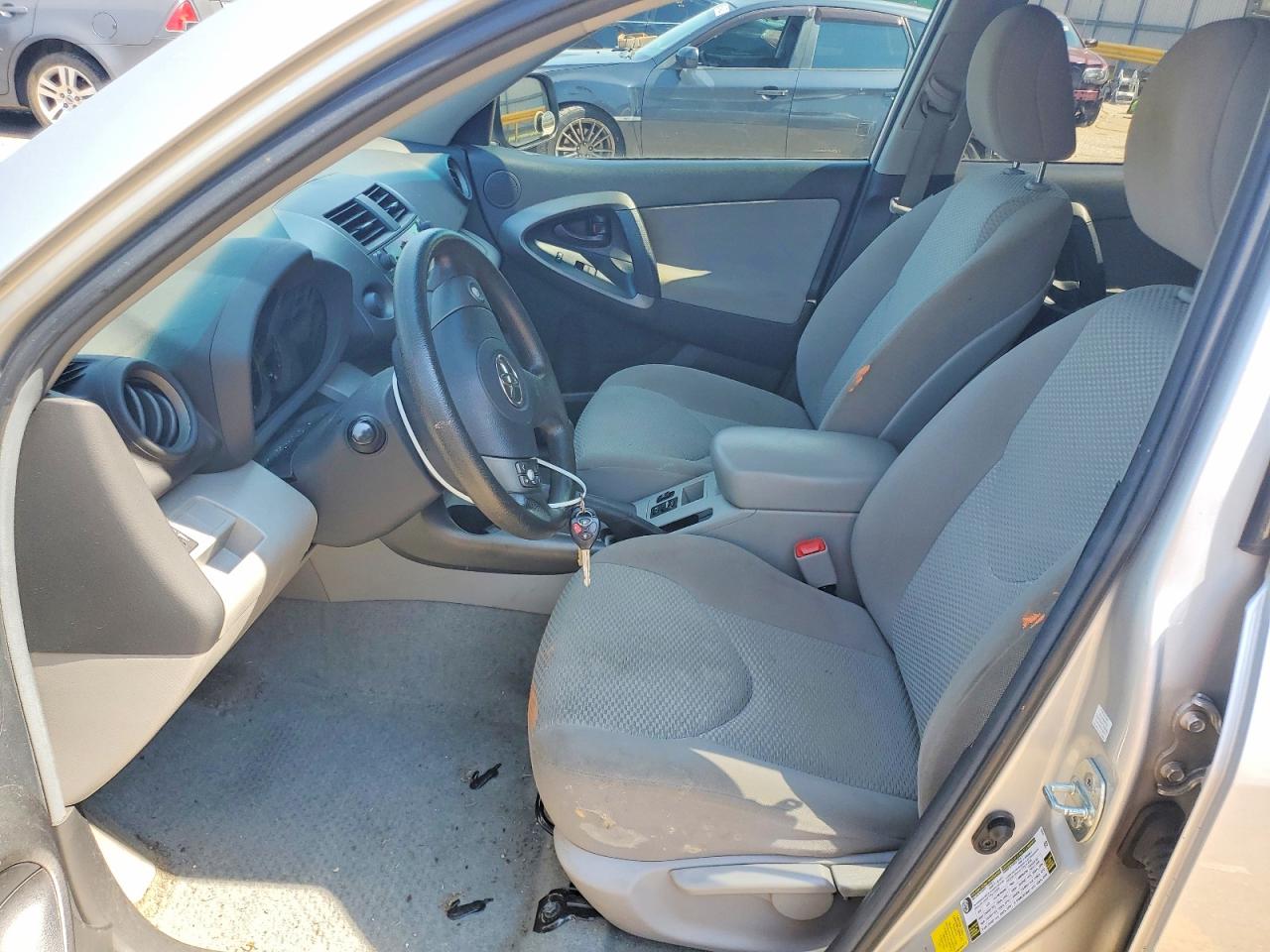 2011 Toyota Rav4 Base Silver vin: 2T3ZF4DV0BW086511