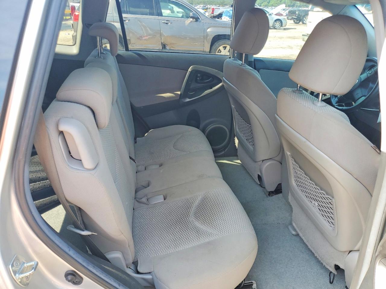 2011 Toyota Rav4 Base Silver vin: 2T3ZF4DV0BW086511