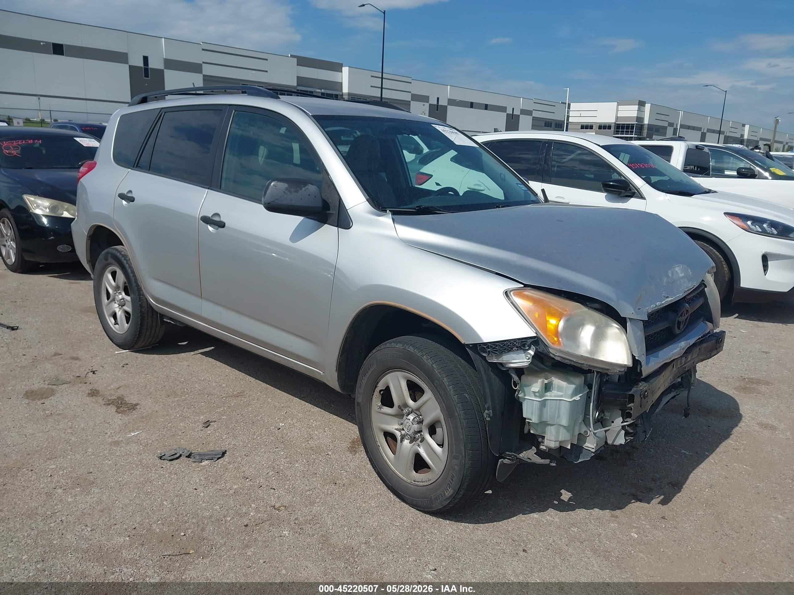 2011 Toyota Rav4   Silver vin: 2T3ZF4DV0BW094415