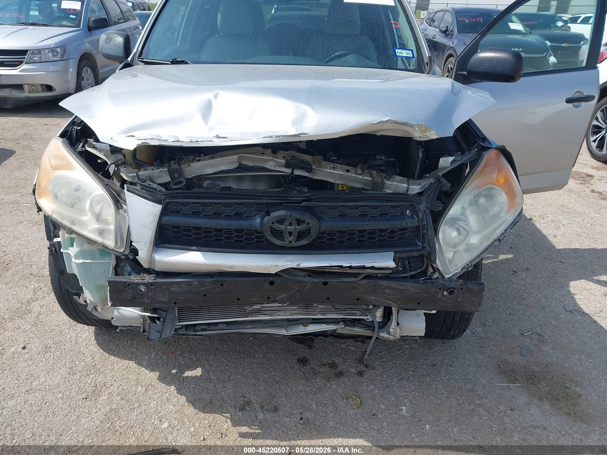 2011 Toyota Rav4   Silver vin: 2T3ZF4DV0BW094415