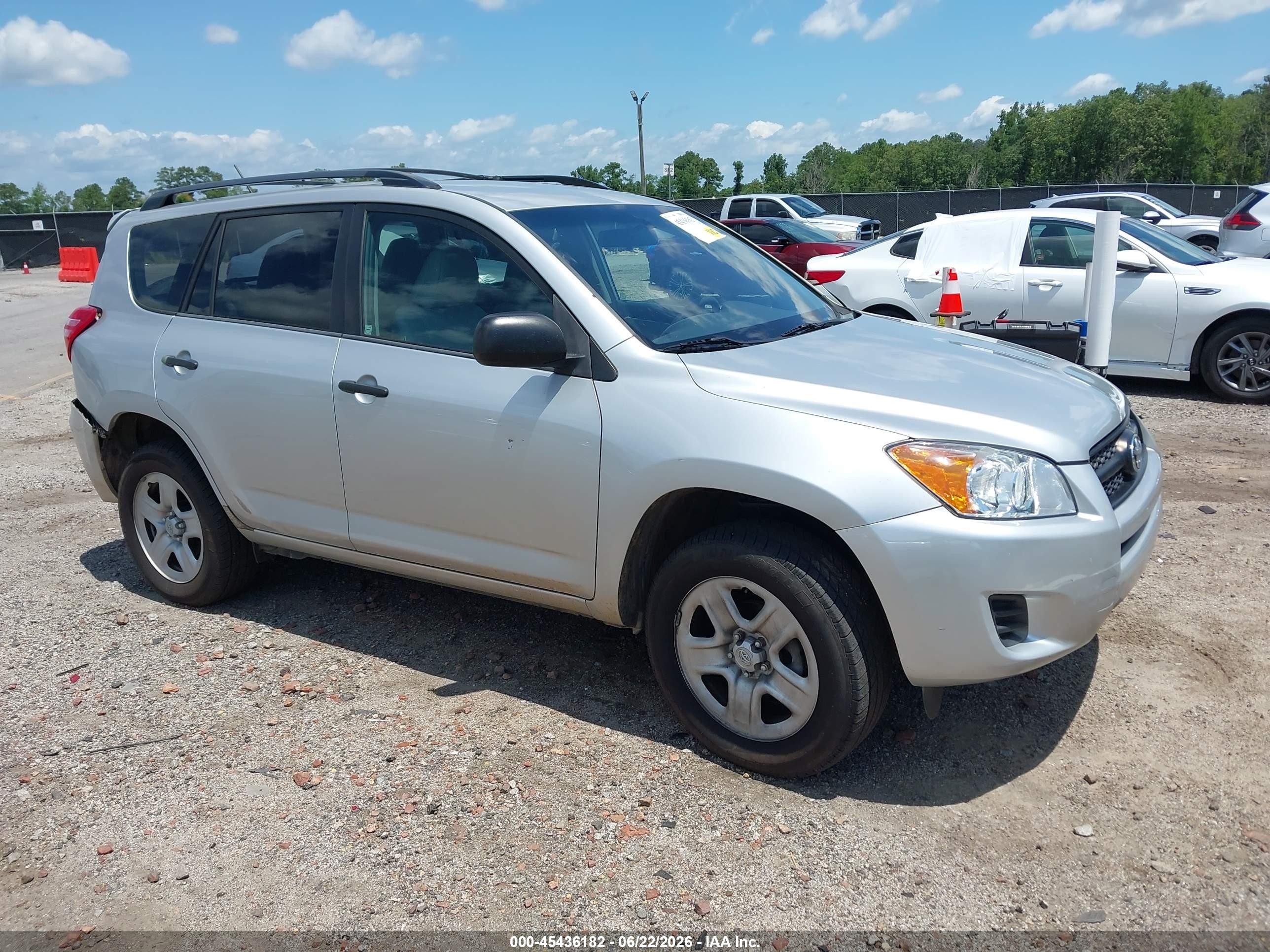 2012 Toyota Rav4   Серебряный vin: 2T3ZF4DV0CW115765