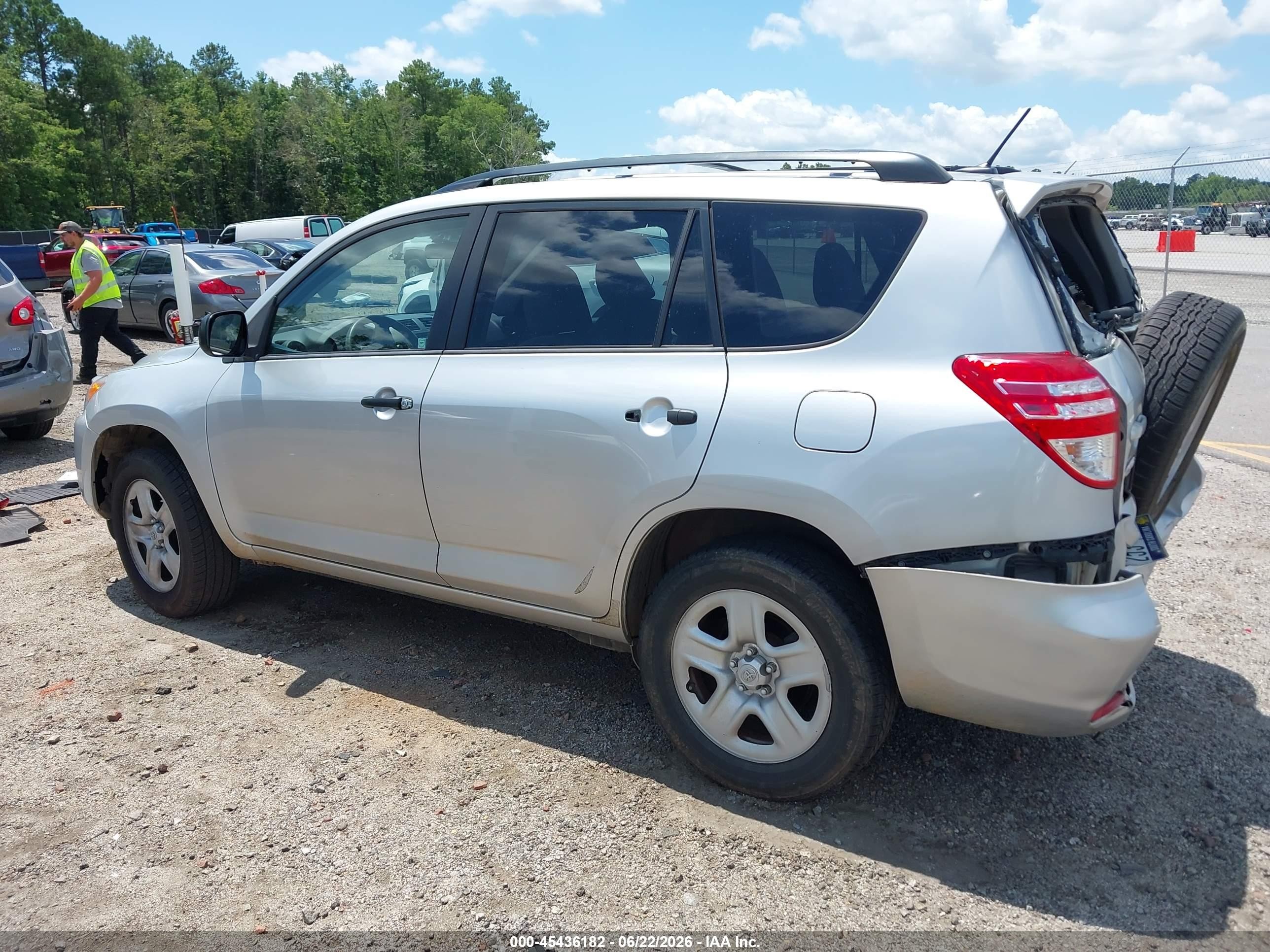 2012 Toyota Rav4   Серебряный vin: 2T3ZF4DV0CW115765