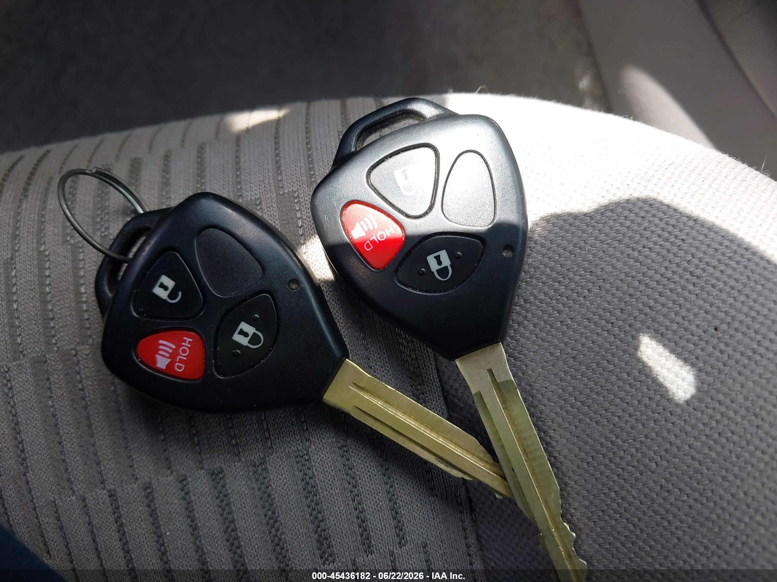 2012 Toyota Rav4   Серебряный vin: 2T3ZF4DV0CW115765