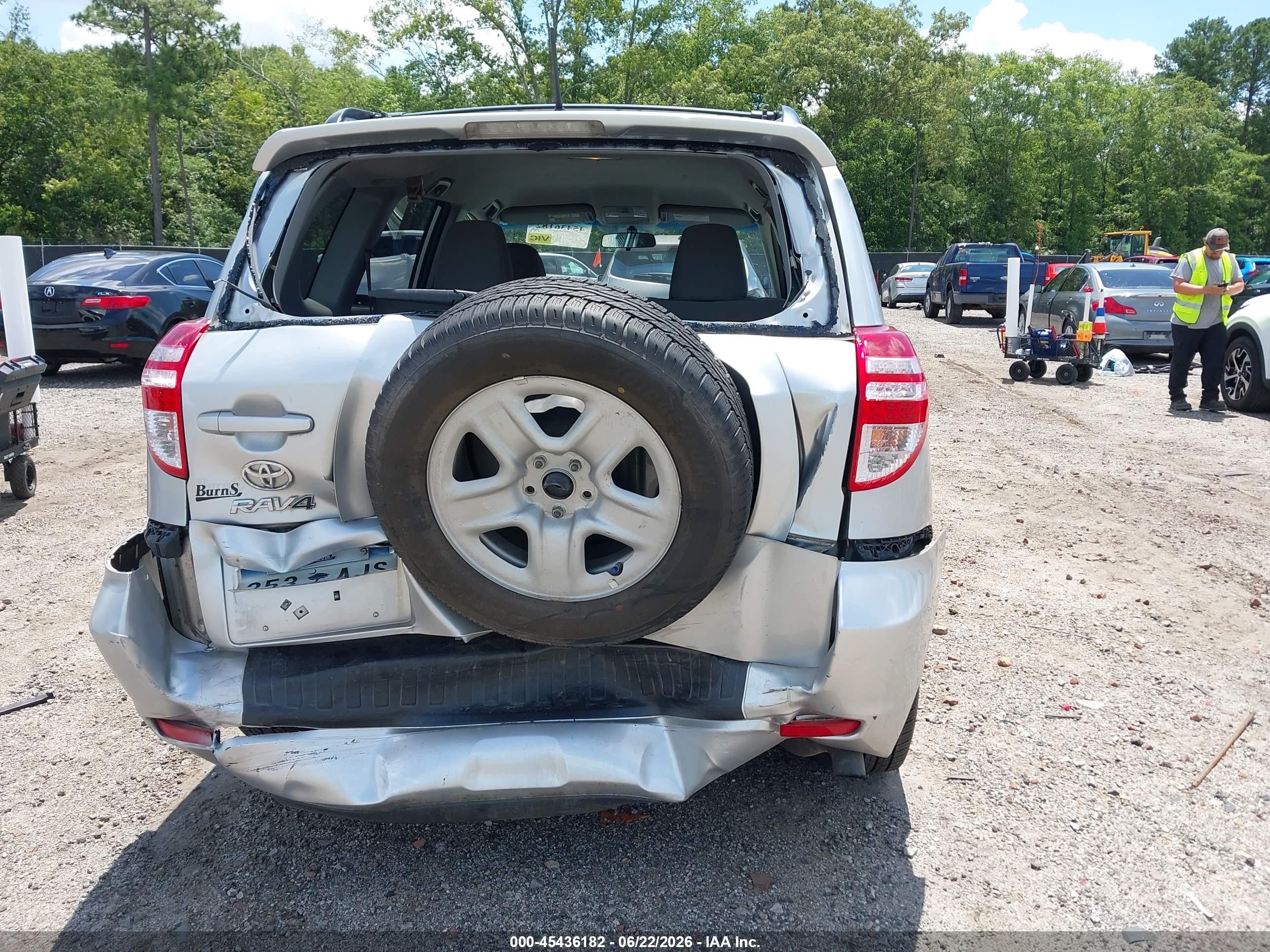 2012 Toyota Rav4   Серебряный vin: 2T3ZF4DV0CW115765