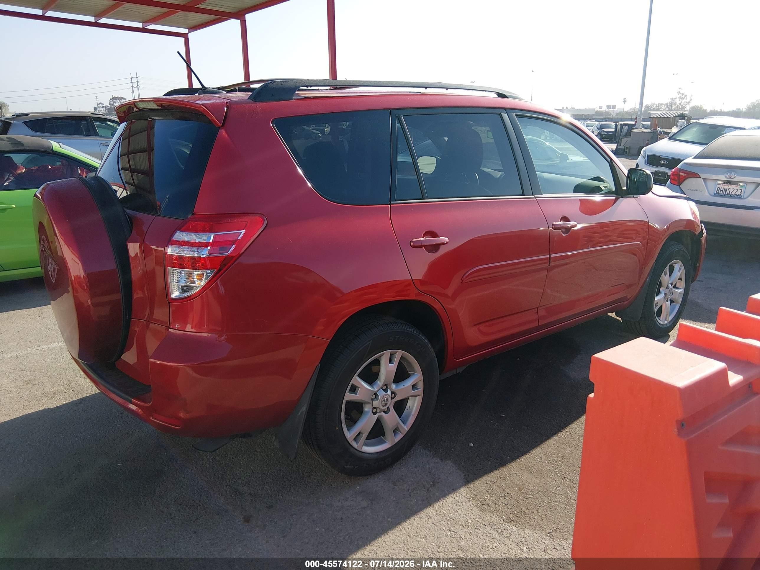 2012 Toyota Rav4   Red vin: 2T3ZF4DV0CW133392