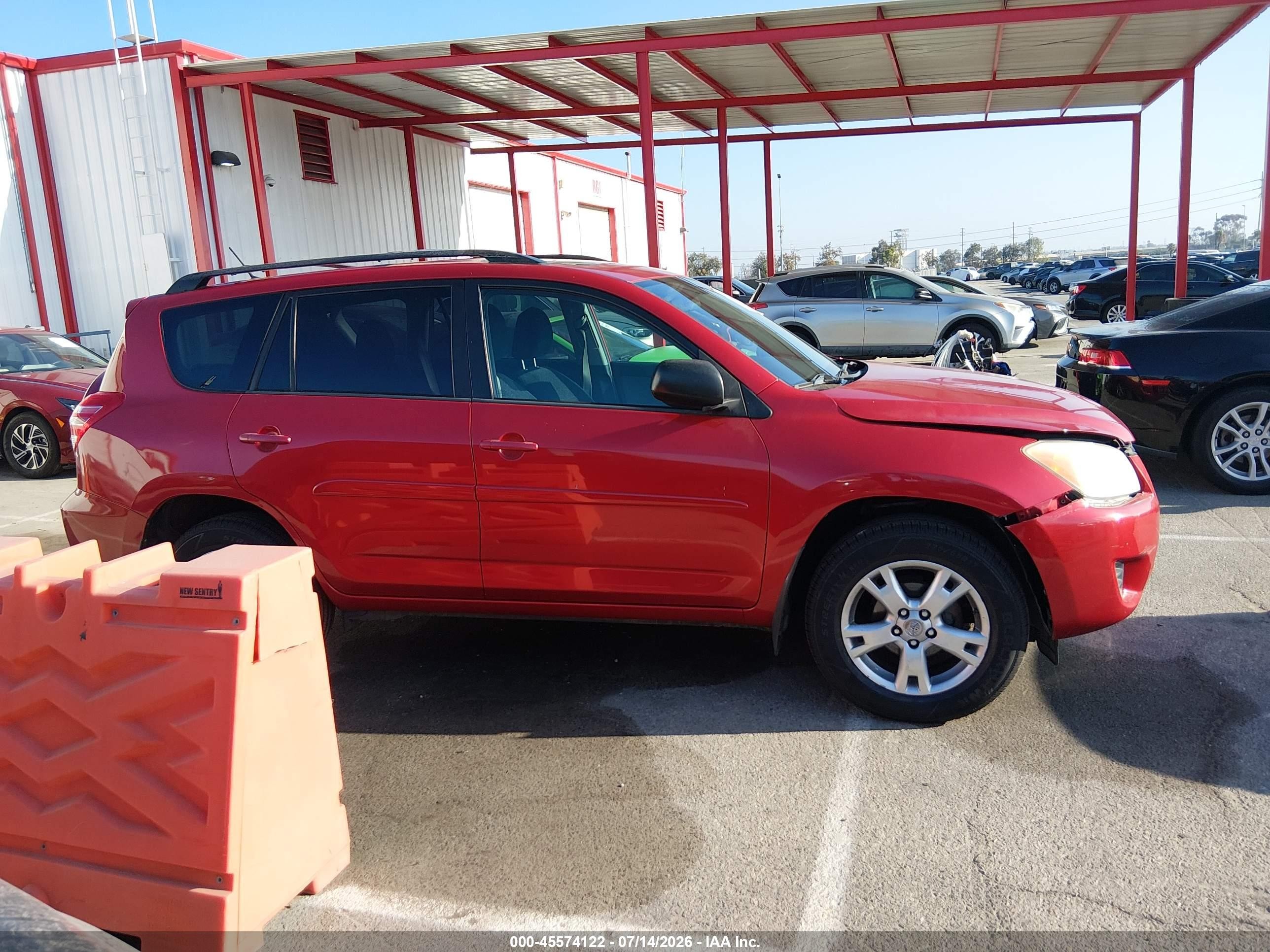 2012 Toyota Rav4   Red vin: 2T3ZF4DV0CW133392