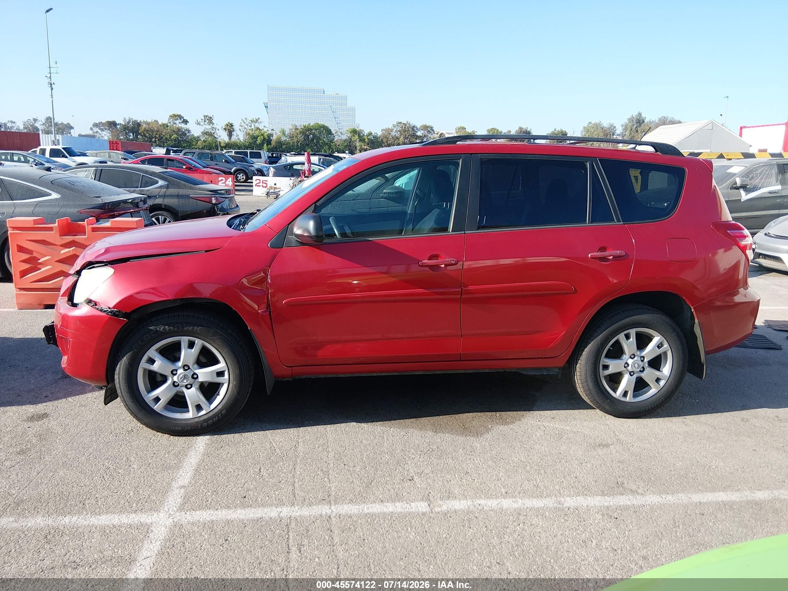 2012 Toyota Rav4   Red vin: 2T3ZF4DV0CW133392