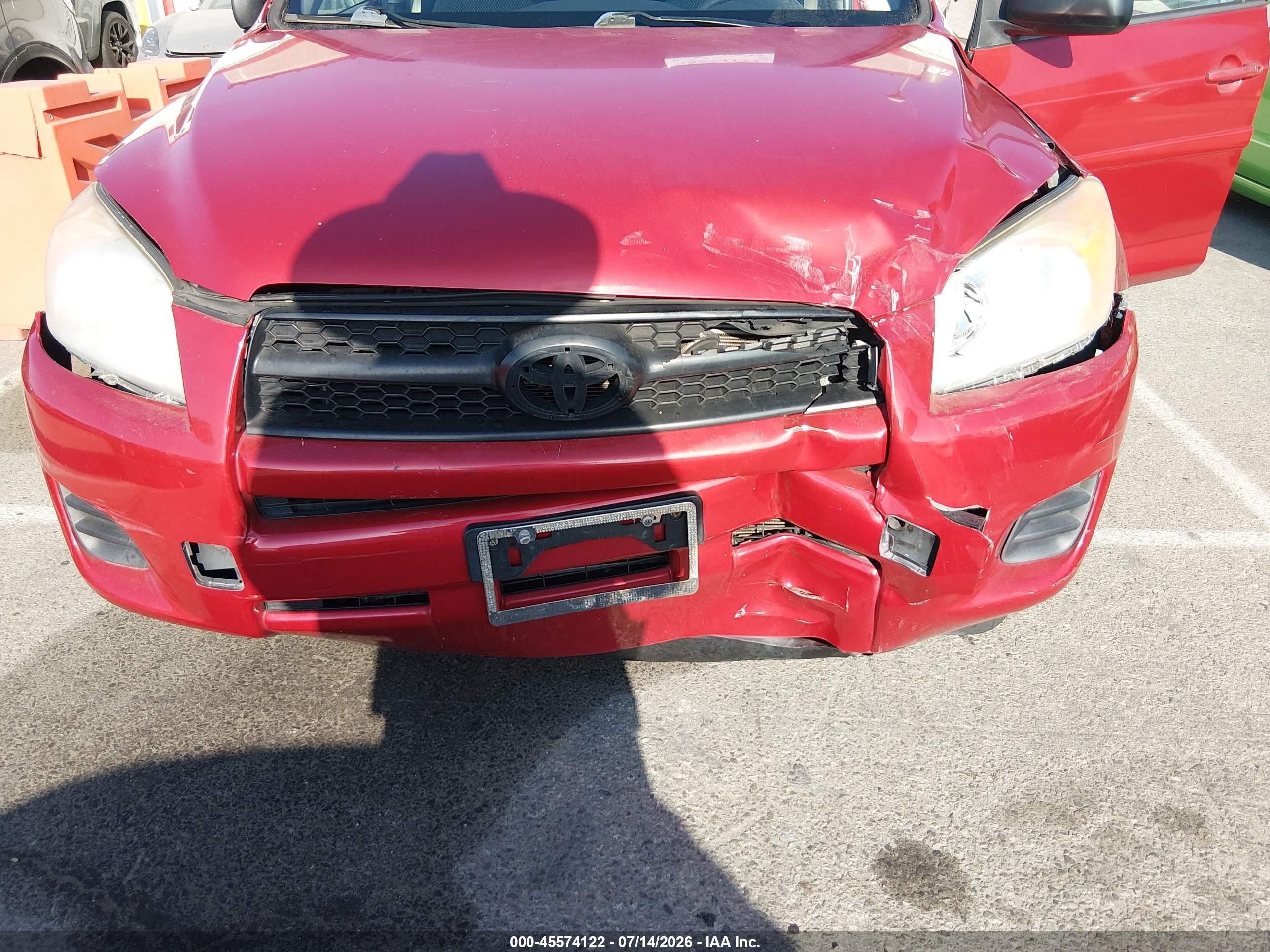 2012 Toyota Rav4   Red vin: 2T3ZF4DV0CW133392
