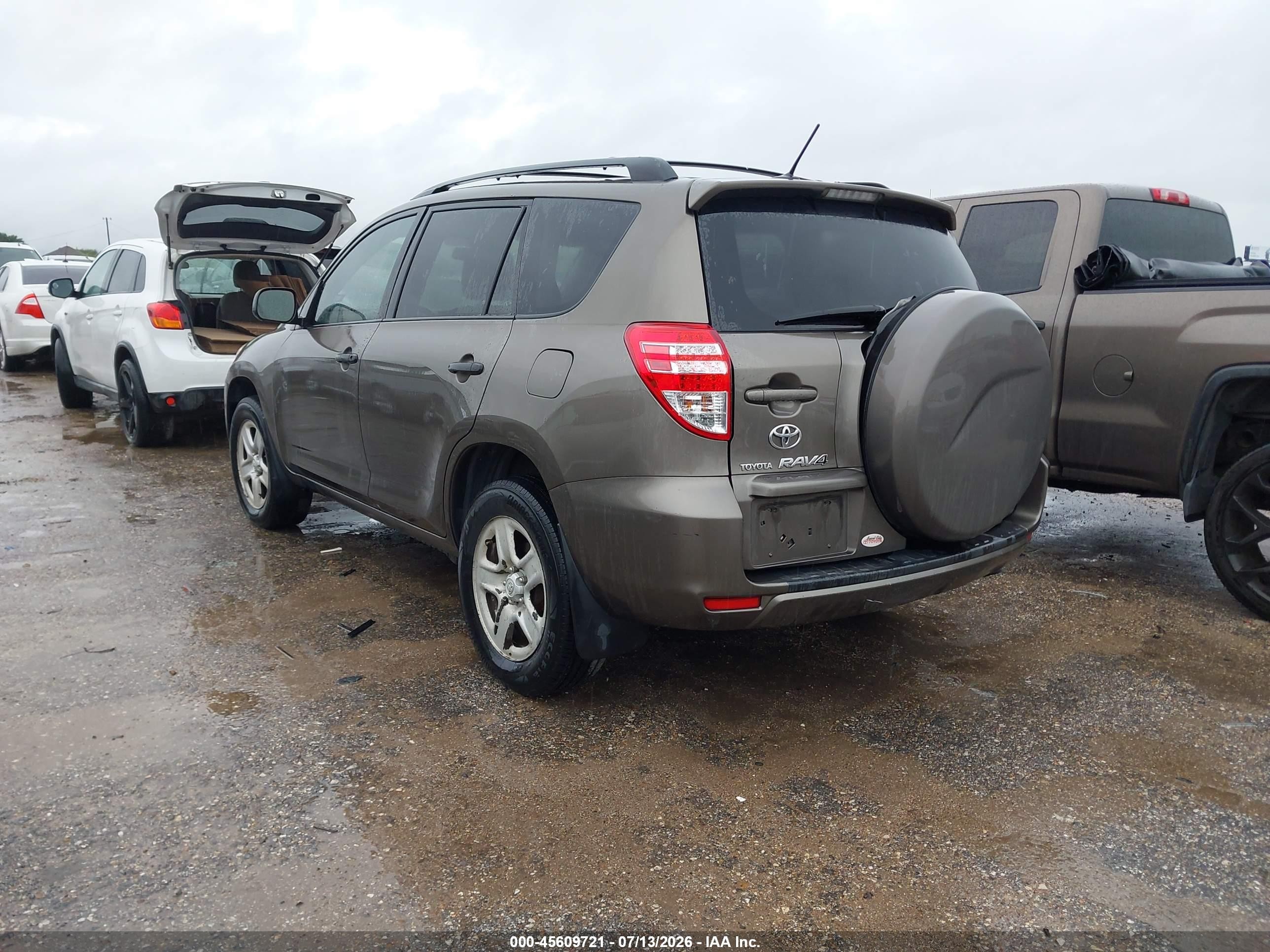 2010 Toyota Rav4   Beige vin: 2T3ZF4DV1AW042192