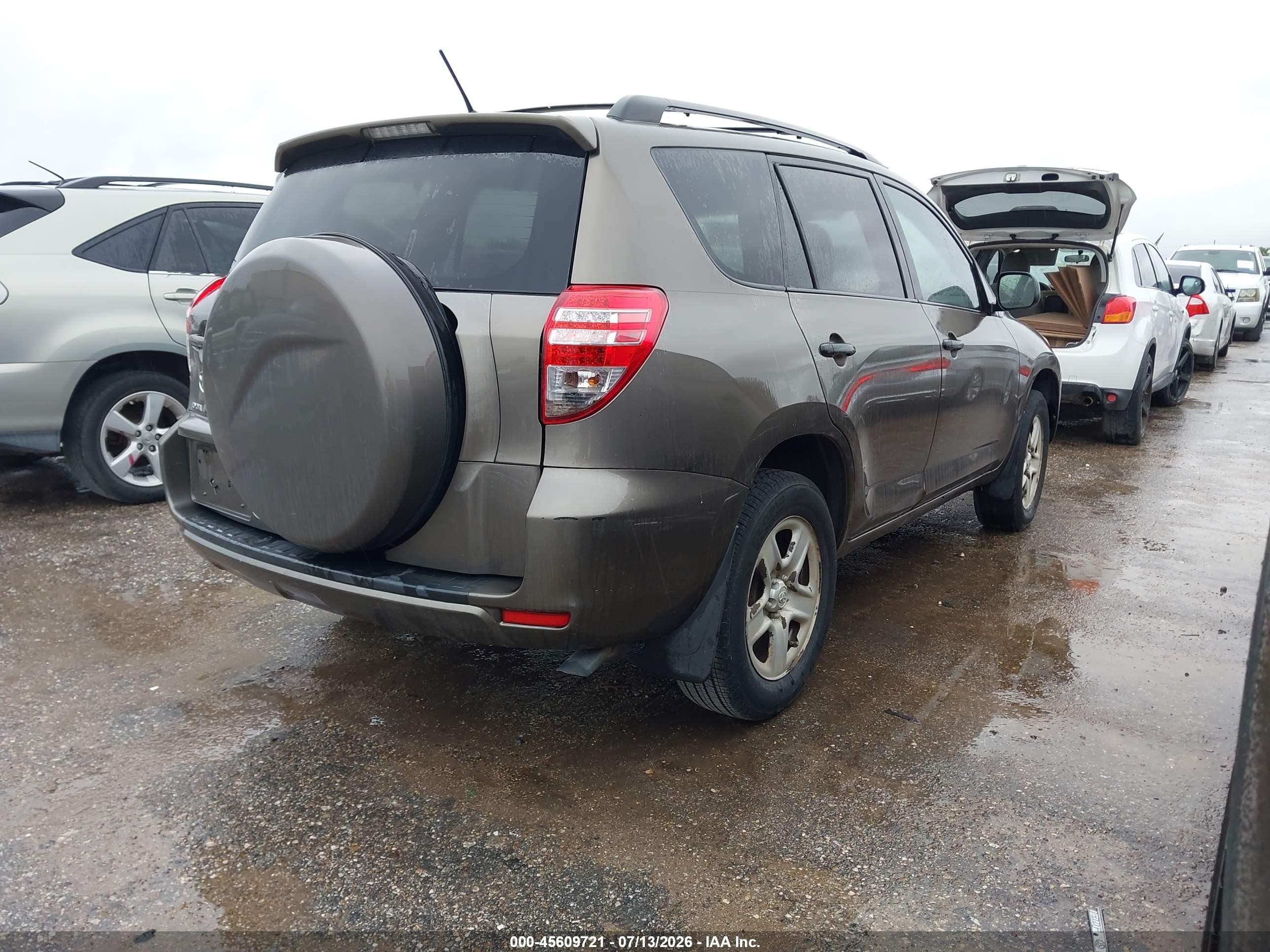 2010 Toyota Rav4   Beige vin: 2T3ZF4DV1AW042192