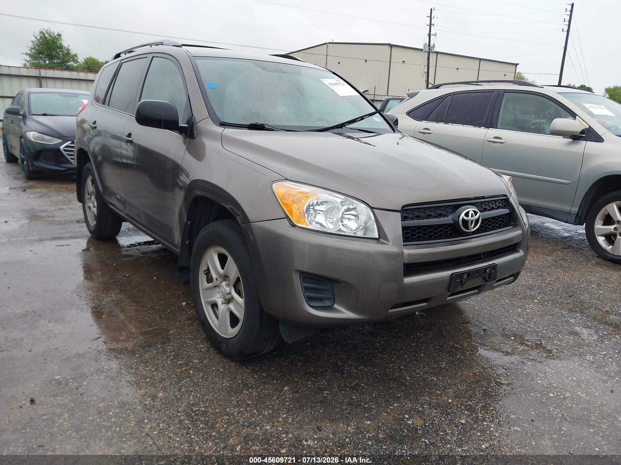 2010 Toyota Rav4   Beige vin: 2T3ZF4DV1AW042192