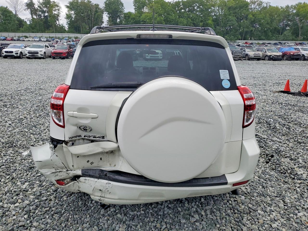 2010 Toyota Rav4 Base White vin: 2T3ZF4DV1AW046324