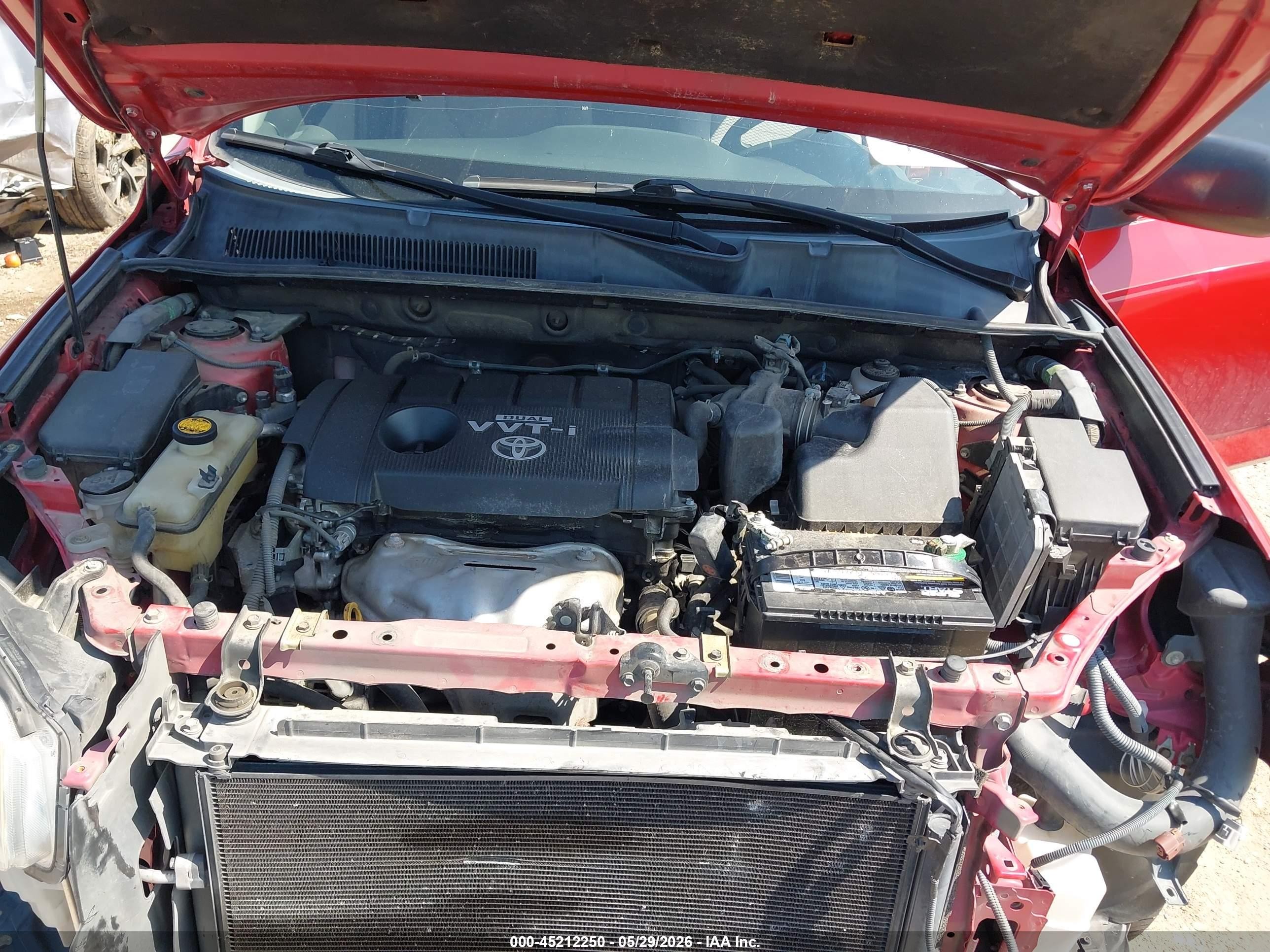 2011 Toyota Rav4   Red vin: 2T3ZF4DV1BW060306