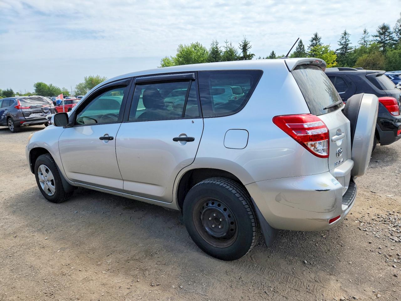 2011 Toyota Rav4 Base Silver vin: 2T3ZF4DV1BW060404