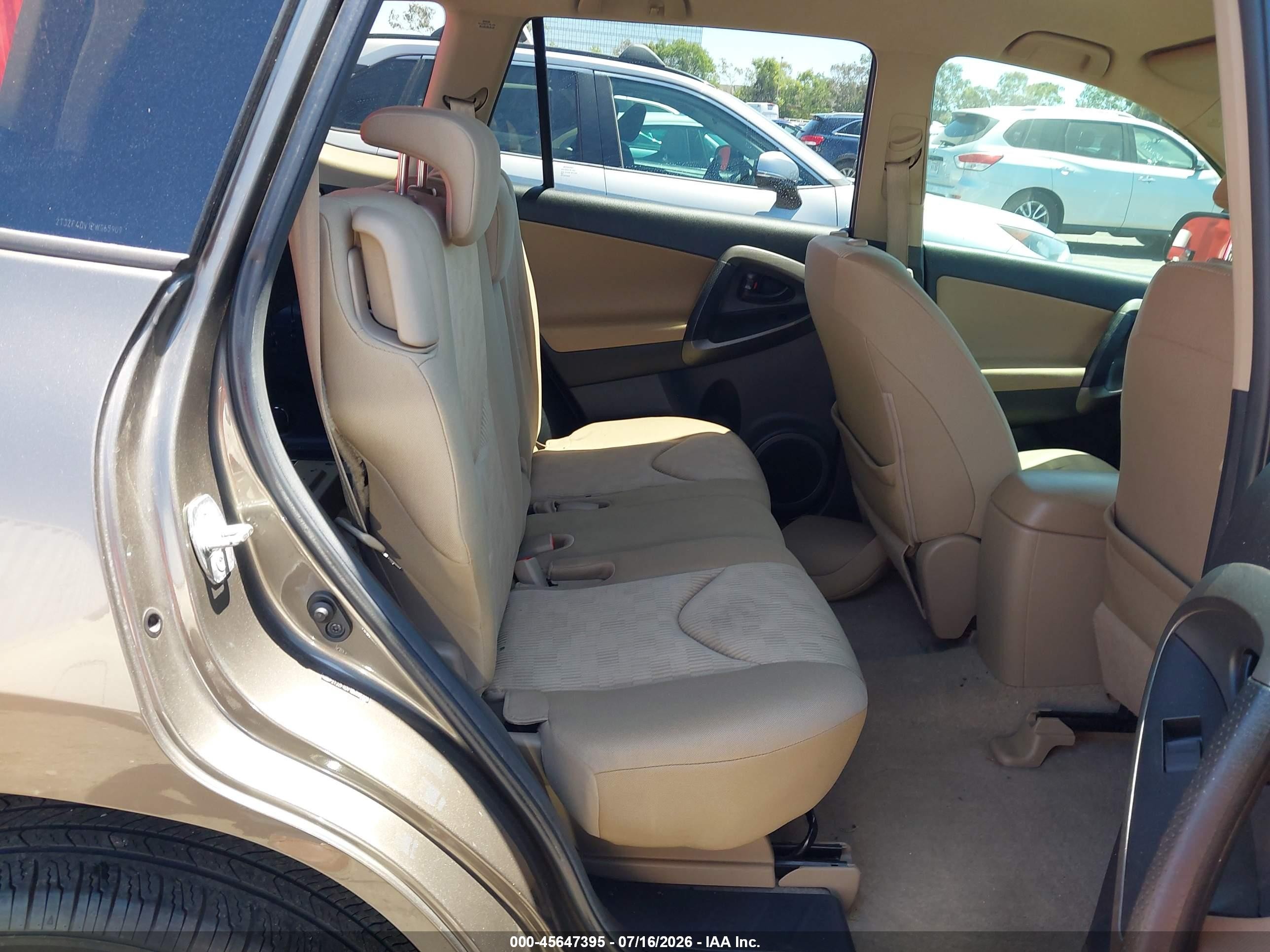 2011 Toyota Rav4   Brown vin: 2T3ZF4DV1BW065909