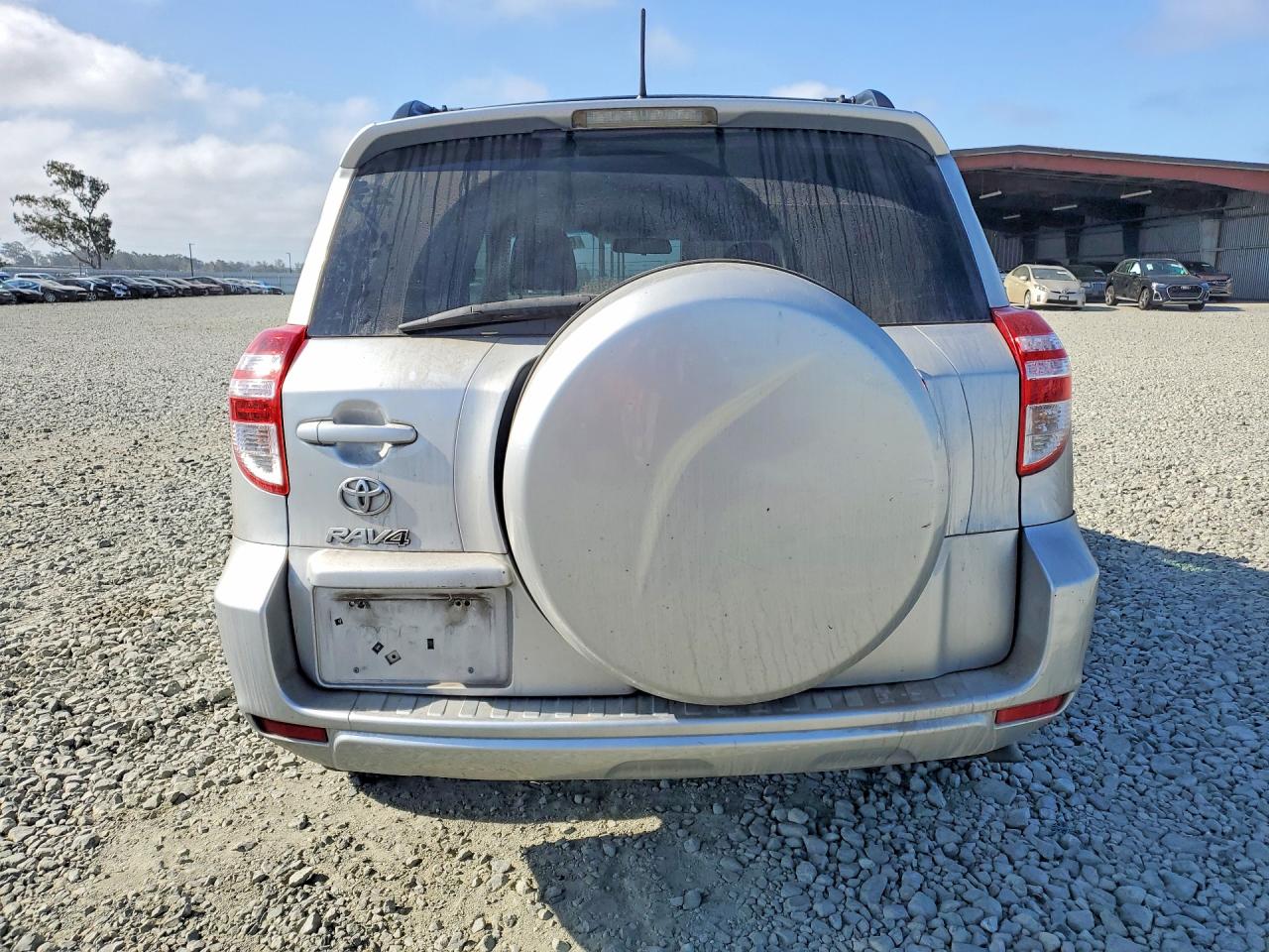2011 Toyota Rav4 Base White vin: 2T3ZF4DV1BW073928