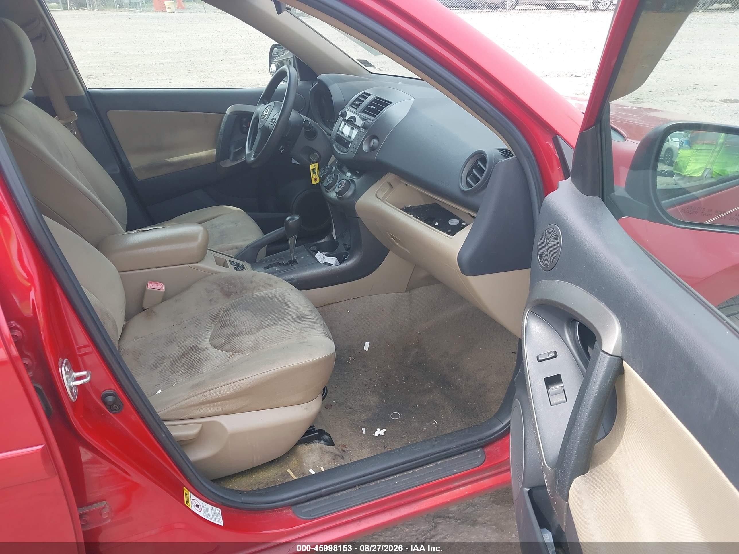 2011 Toyota Rav4   Red vin: 2T3ZF4DV1BW076442