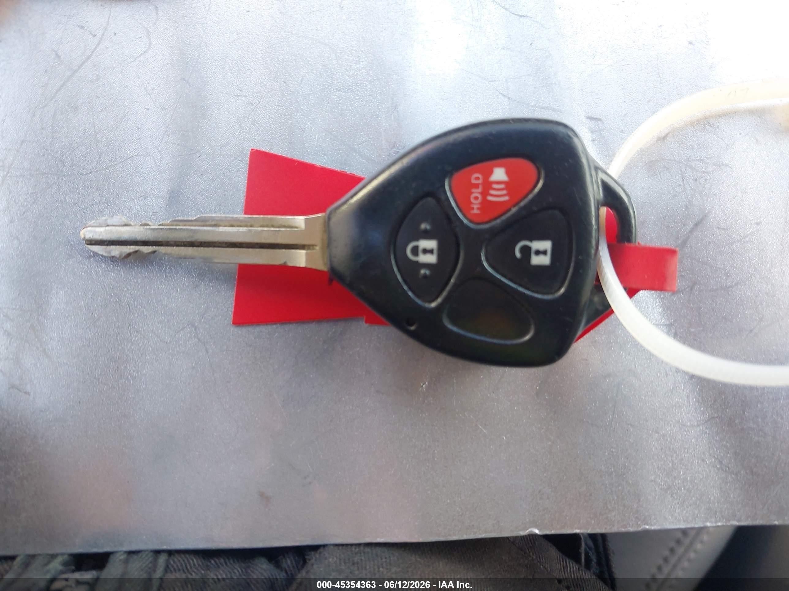 2011 Toyota Rav4   Silver vin: 2T3ZF4DV1BW078384