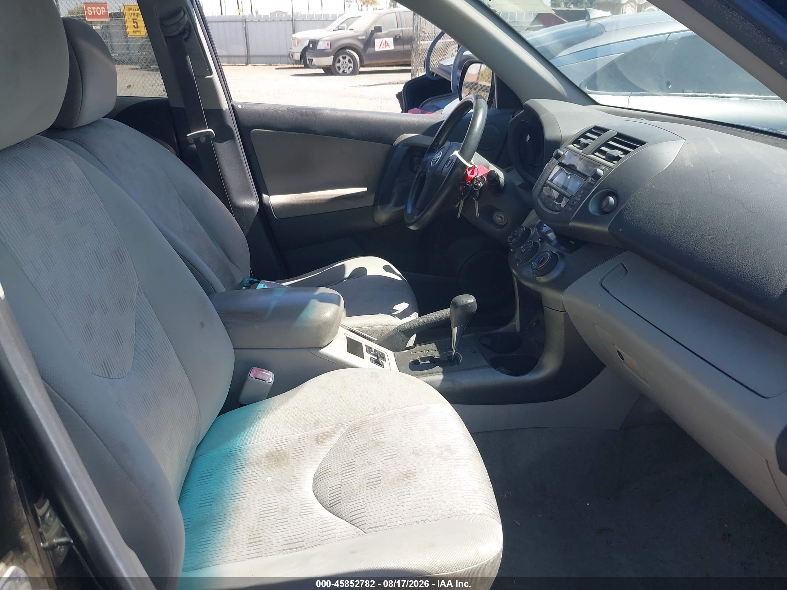 2011 Toyota Rav4   Black vin: 2T3ZF4DV1BW084170