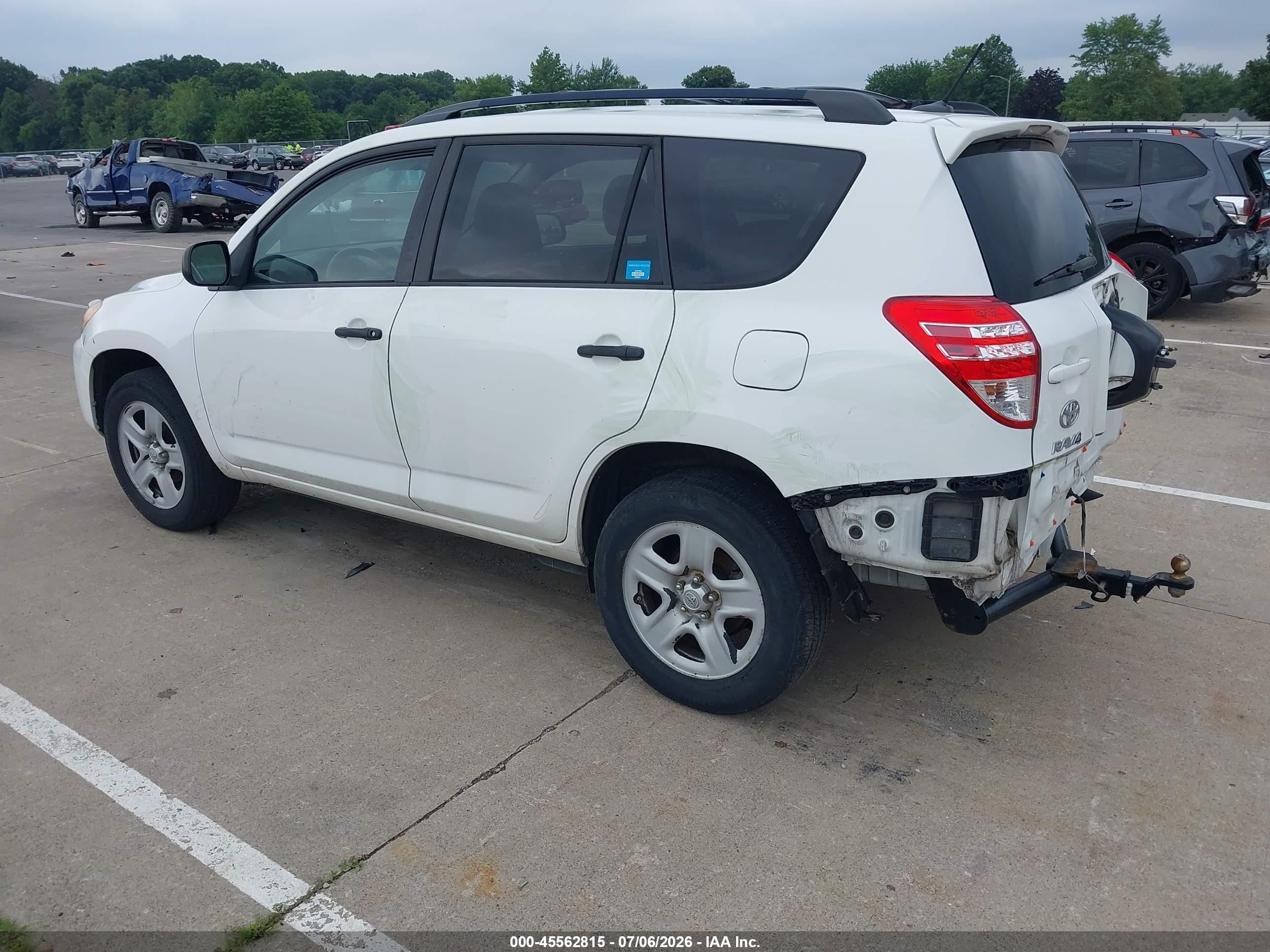 2011 Toyota Rav4   White vin: 2T3ZF4DV1BW089580