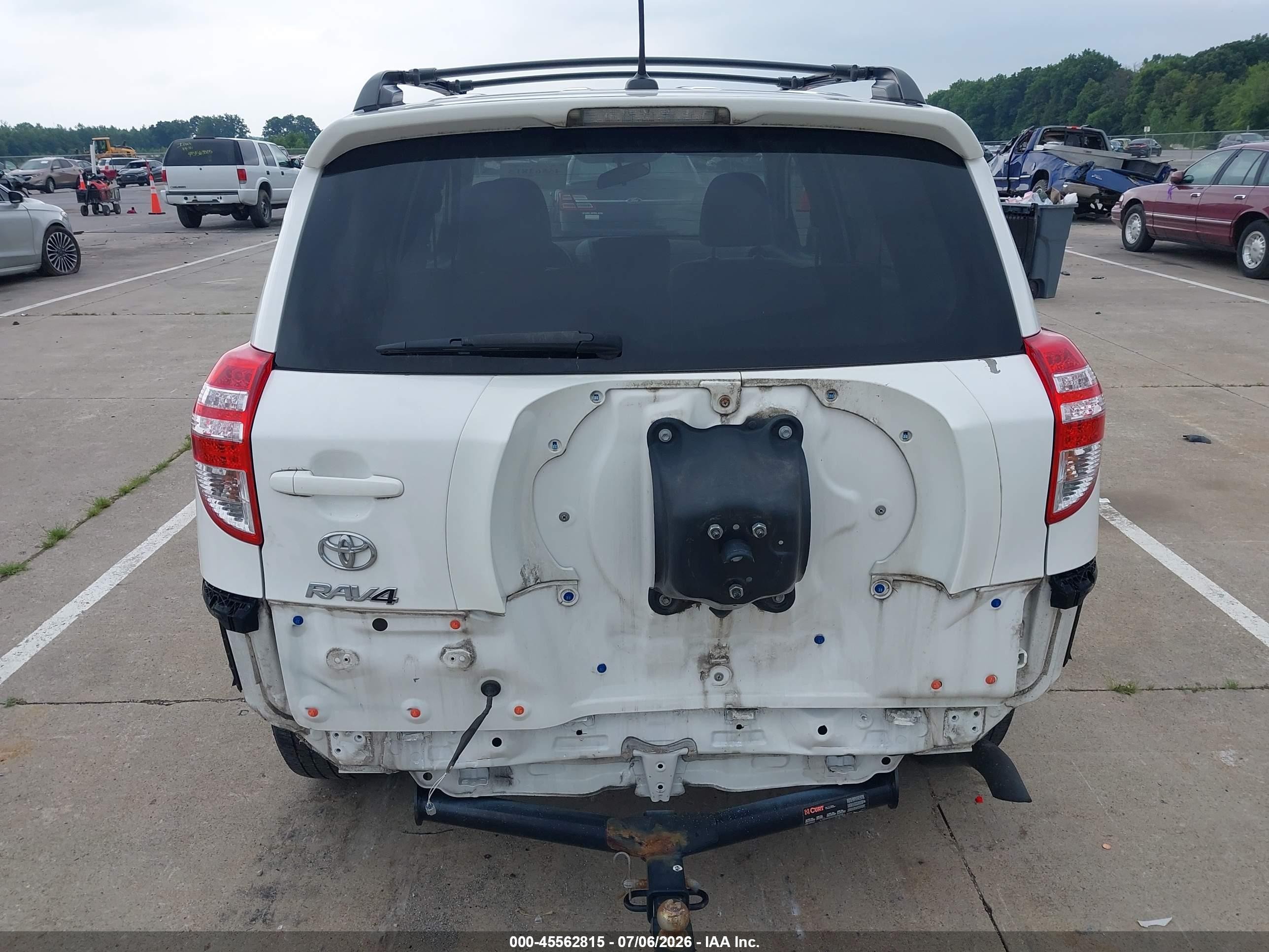2011 Toyota Rav4   White vin: 2T3ZF4DV1BW089580