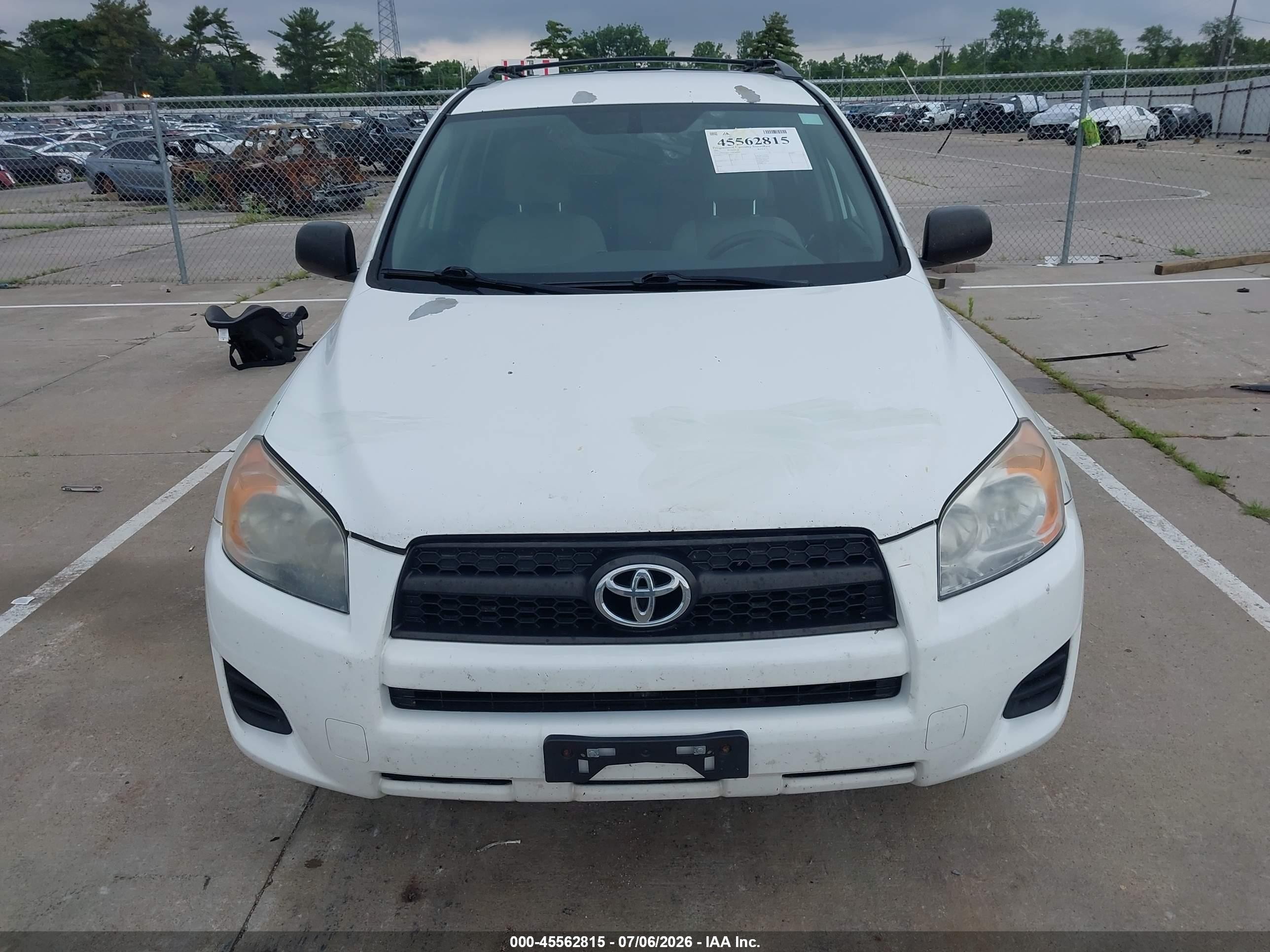 2011 Toyota Rav4   White vin: 2T3ZF4DV1BW089580