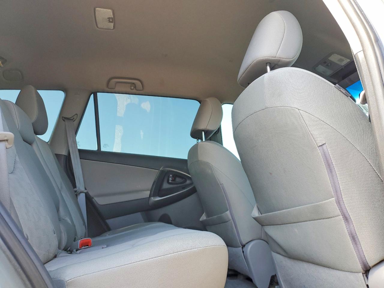 2012 Toyota Rav4 Base Silver vin: 2T3ZF4DV1CW109831