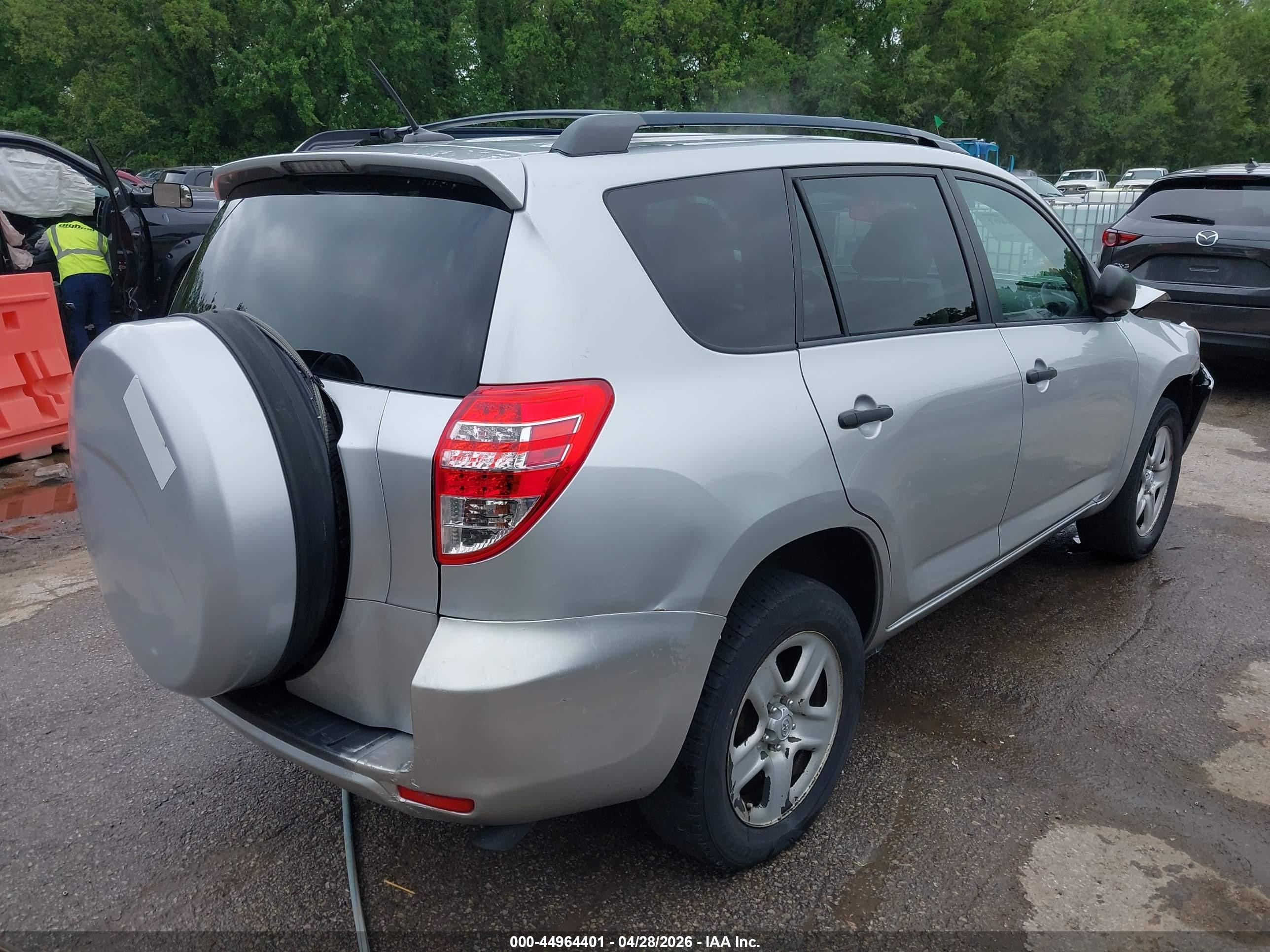 2012 Toyota Rav4   Silver vin: 2T3ZF4DV1CW138455