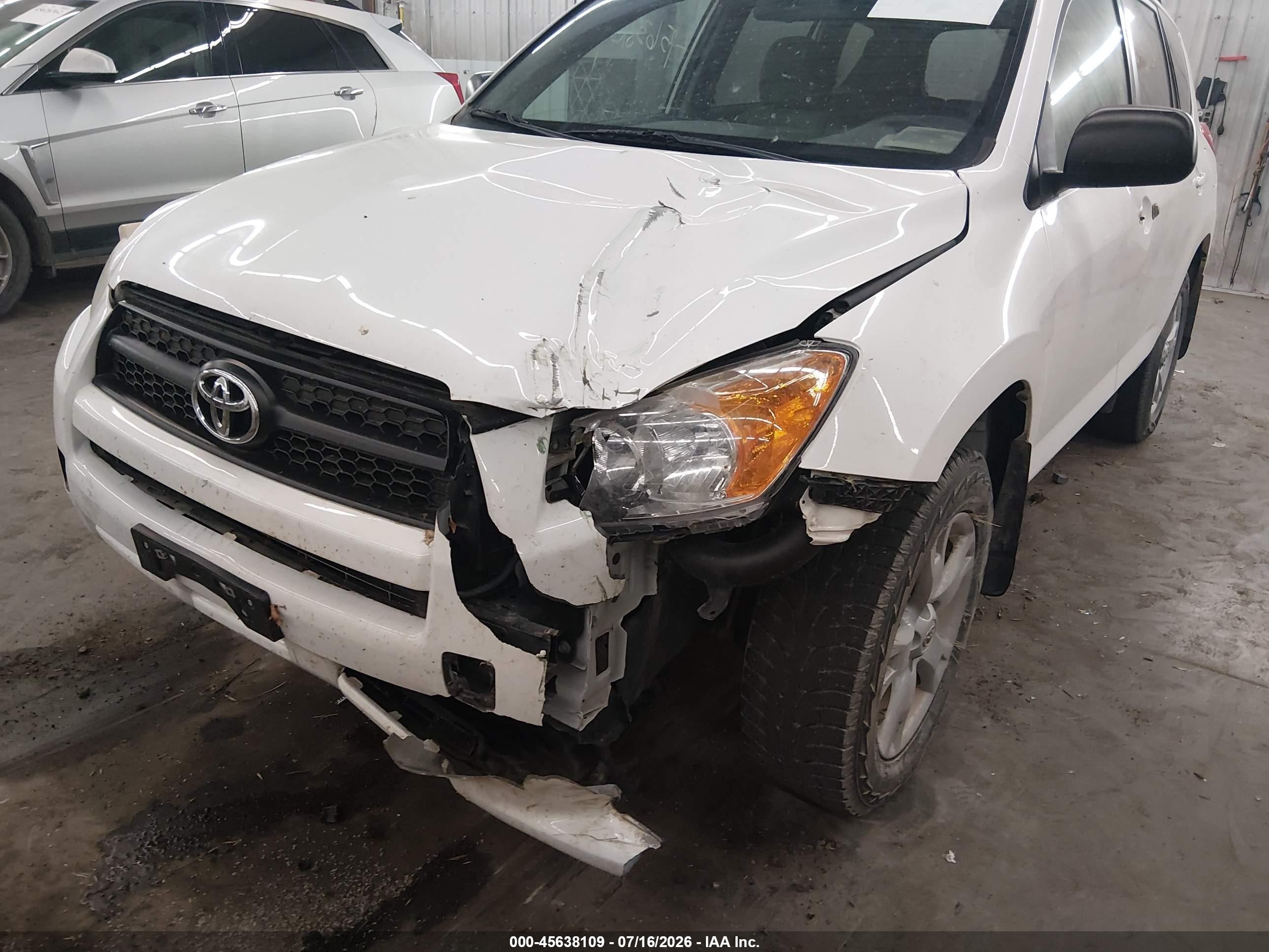 2012 Toyota Rav4   White vin: 2T3ZF4DV1CW142800