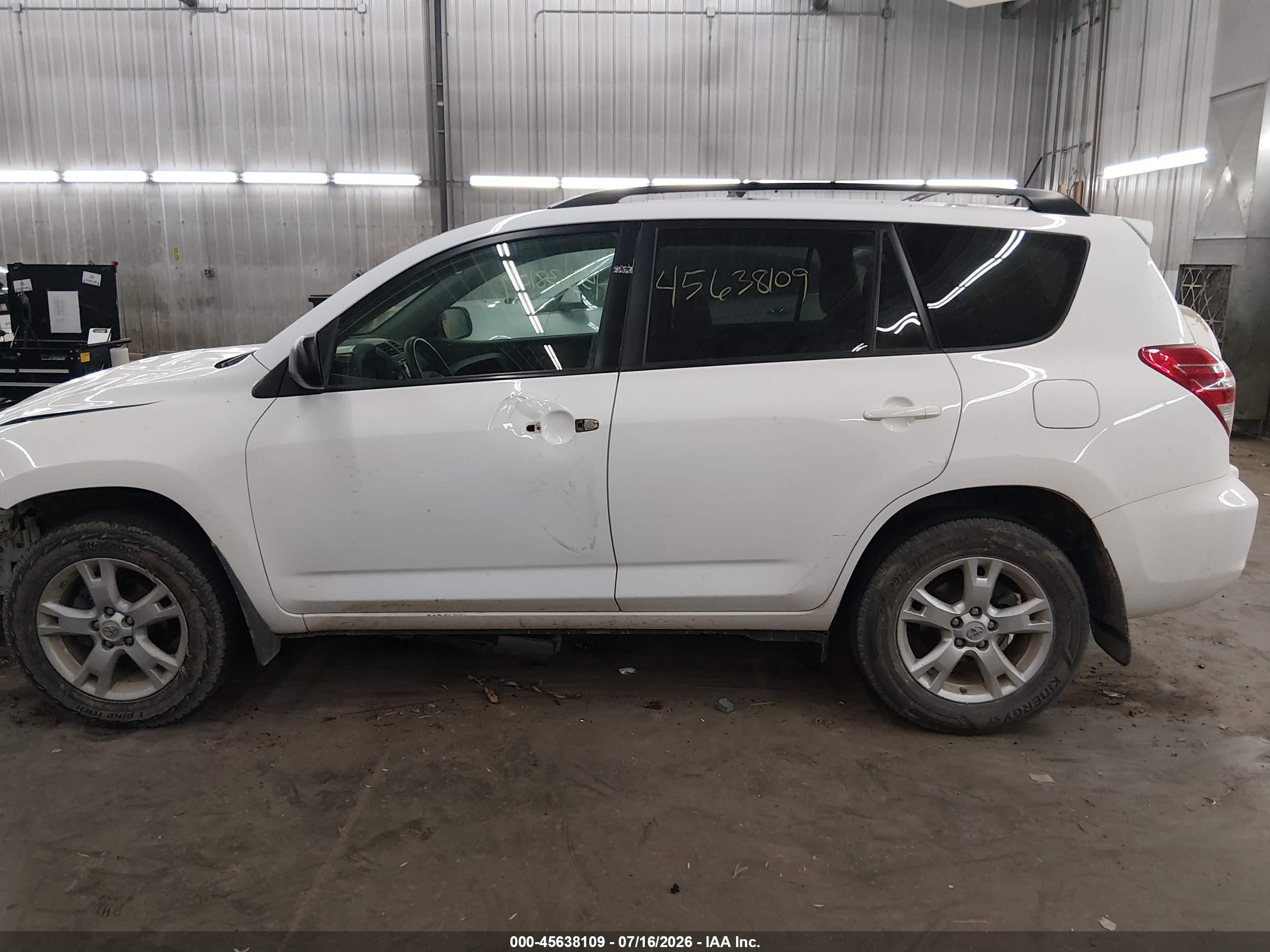2012 Toyota Rav4   White vin: 2T3ZF4DV1CW142800