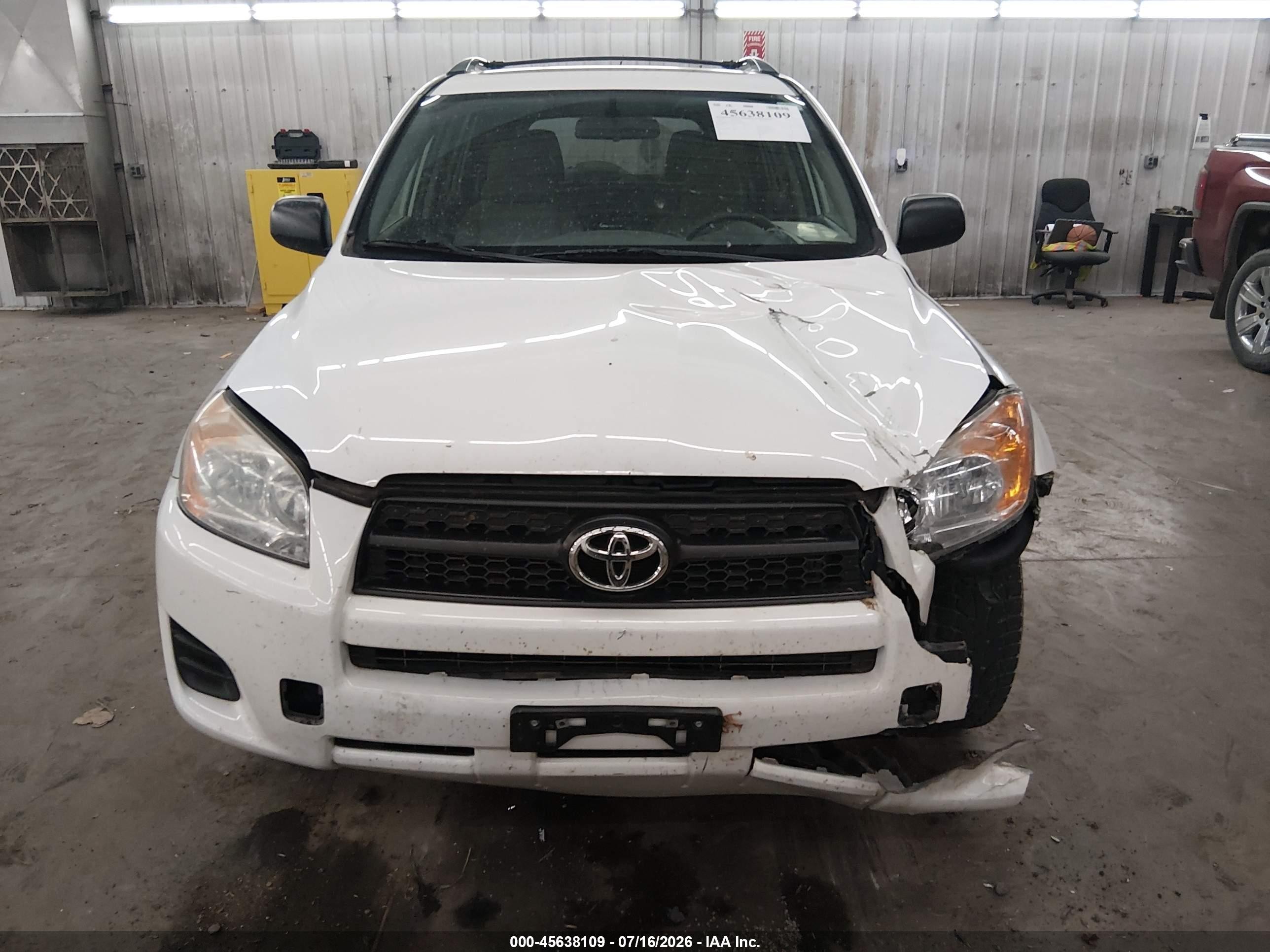 2012 Toyota Rav4   White vin: 2T3ZF4DV1CW142800