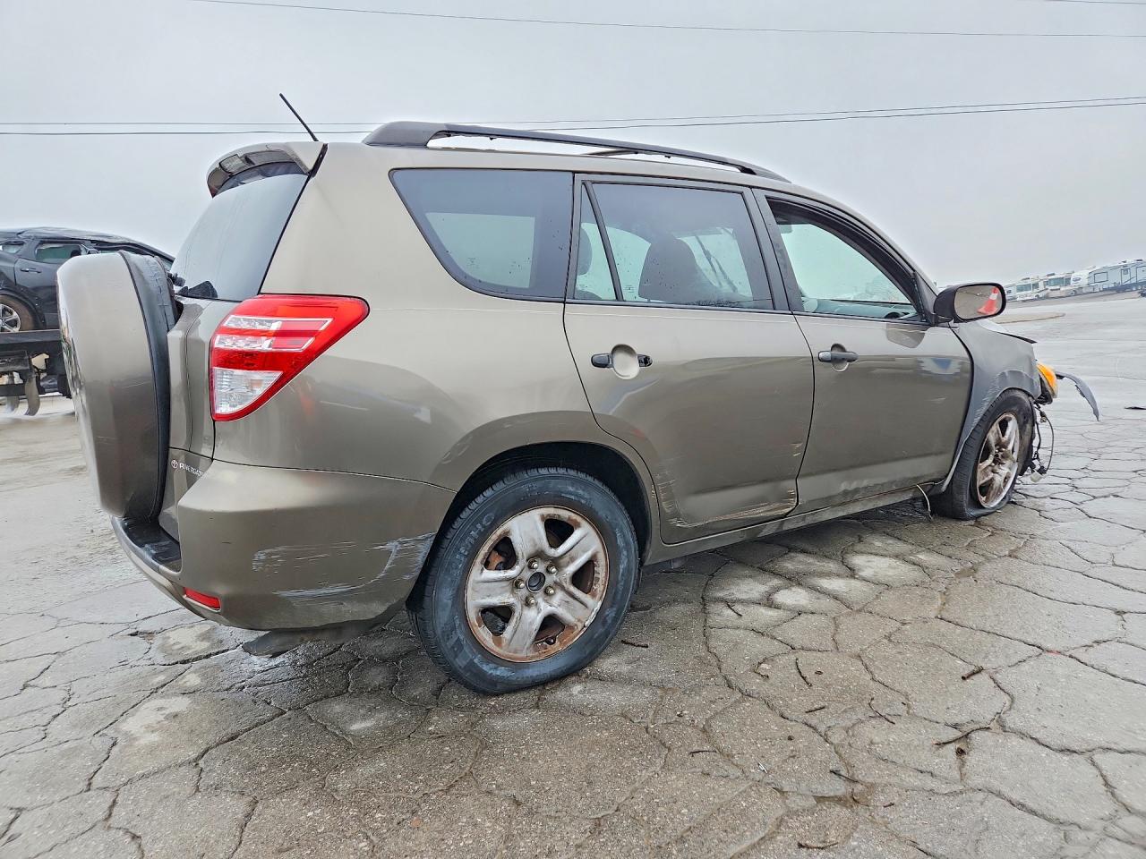 2011 Toyota Rav4 Tan vin: 2T3ZF4DV2BW054529