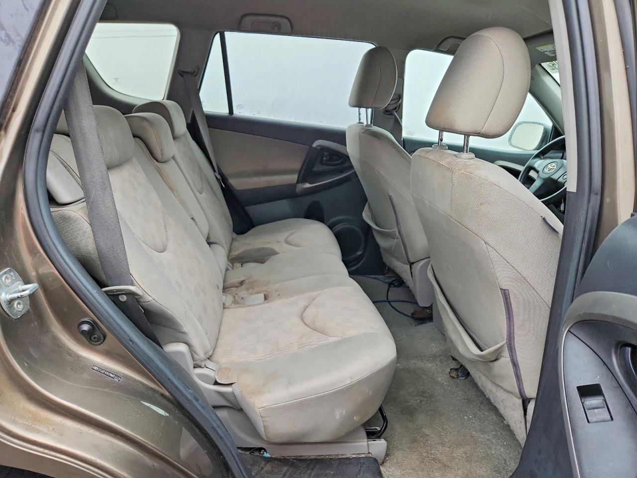 2011 Toyota Rav4 Tan vin: 2T3ZF4DV2BW054529