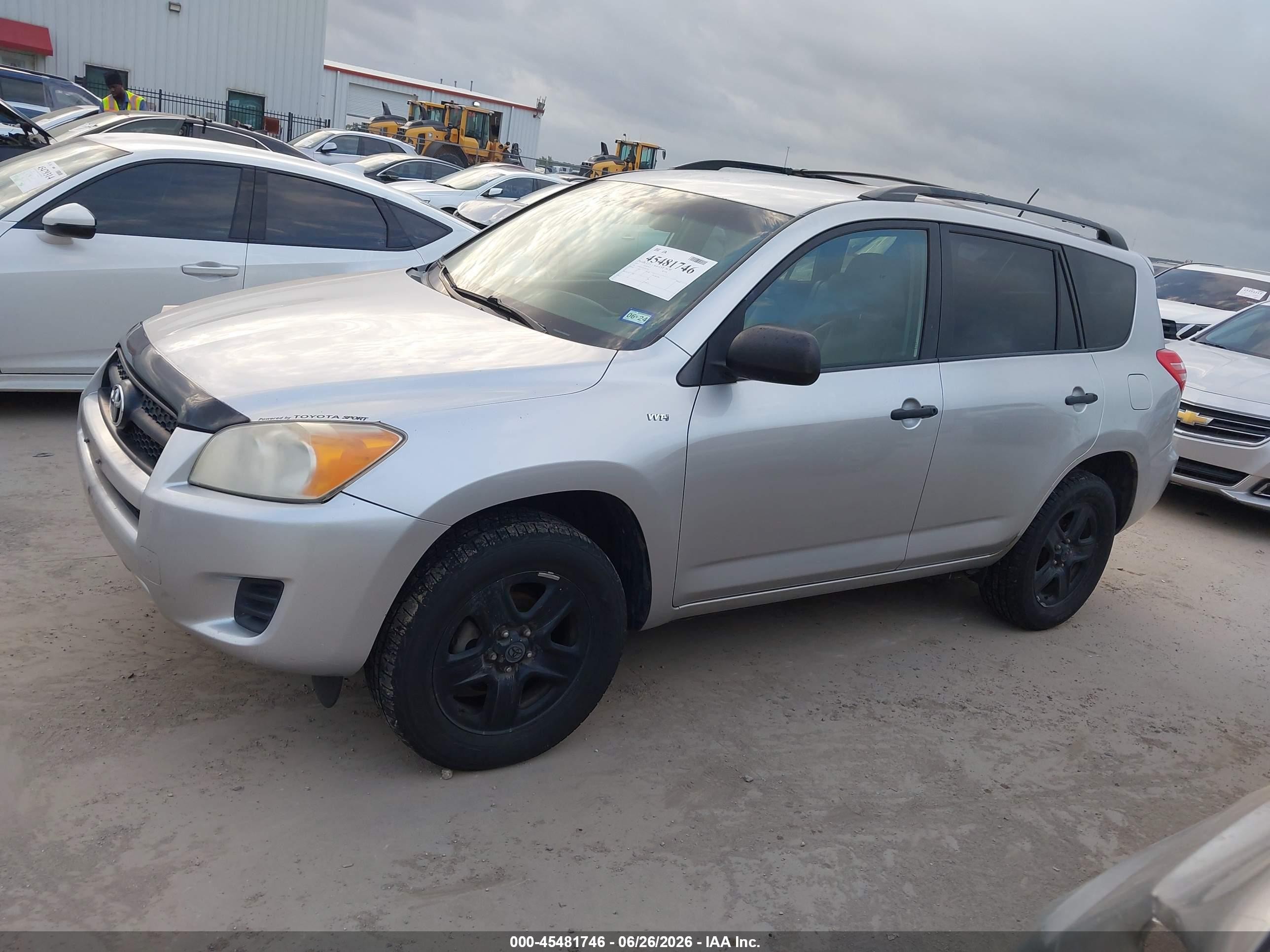 2011 Toyota Rav4   Silver vin: 2T3ZF4DV2BW064736