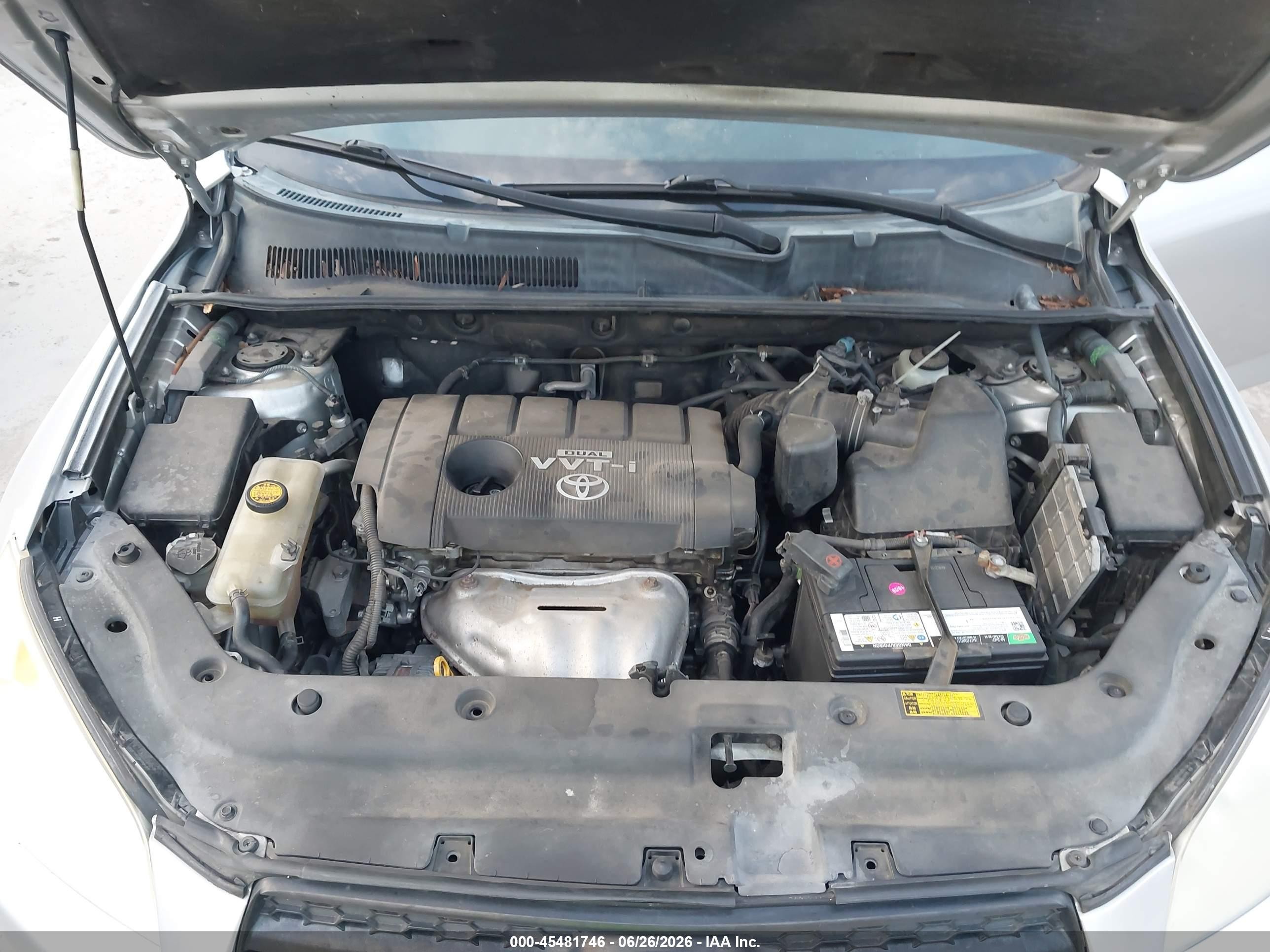 2011 Toyota Rav4   Silver vin: 2T3ZF4DV2BW064736