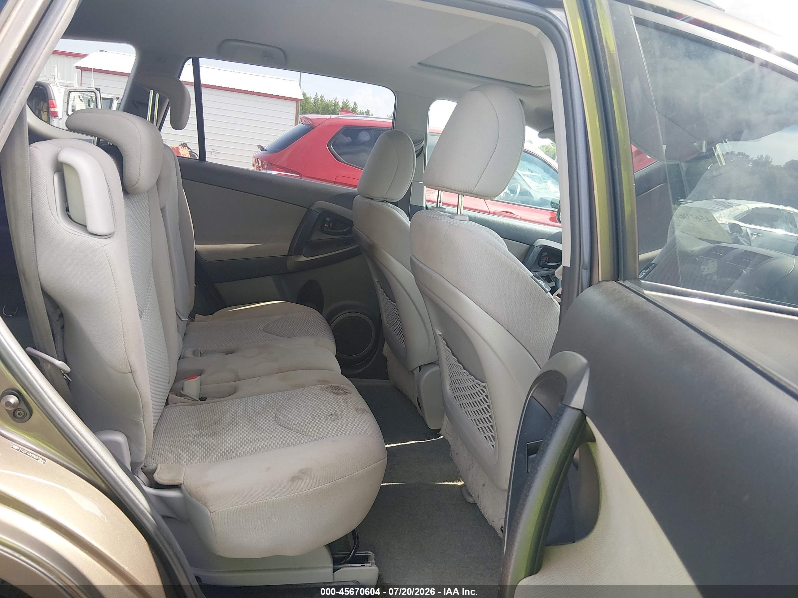 2011 Toyota Rav4   Pewter vin: 2T3ZF4DV2BW079544