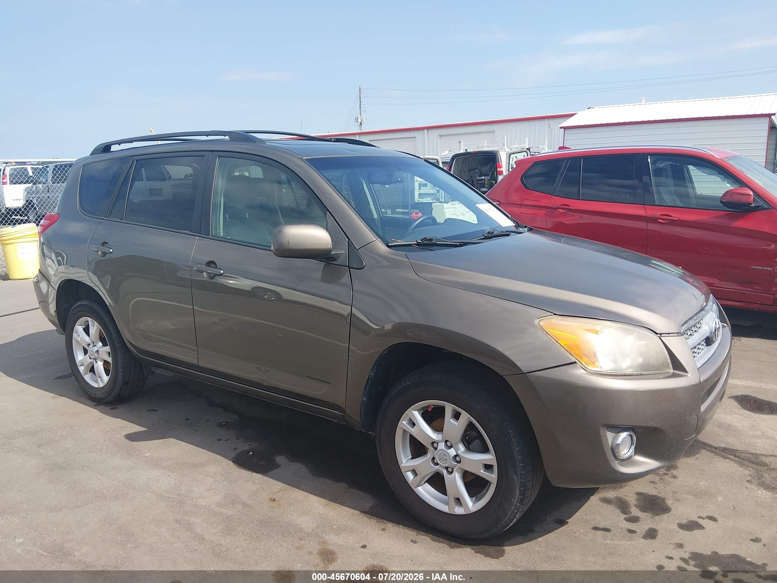 2011 Toyota Rav4   Pewter vin: 2T3ZF4DV2BW079544