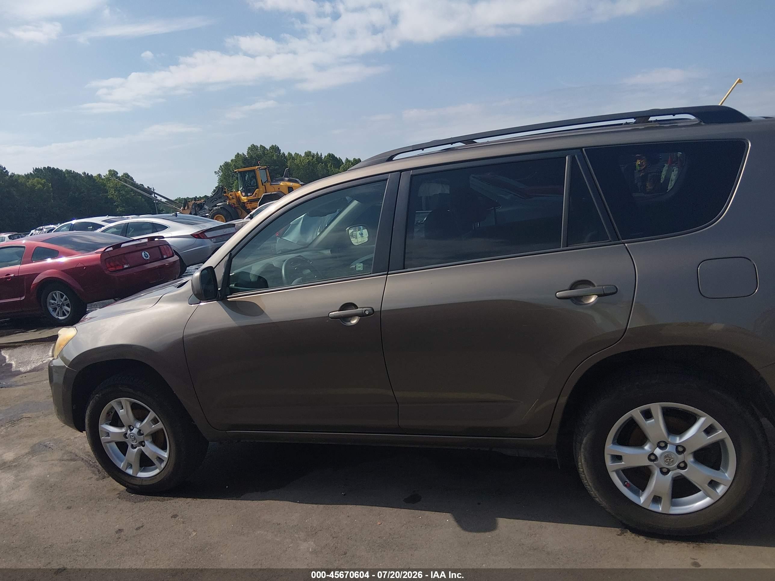 2011 Toyota Rav4   Pewter vin: 2T3ZF4DV2BW079544