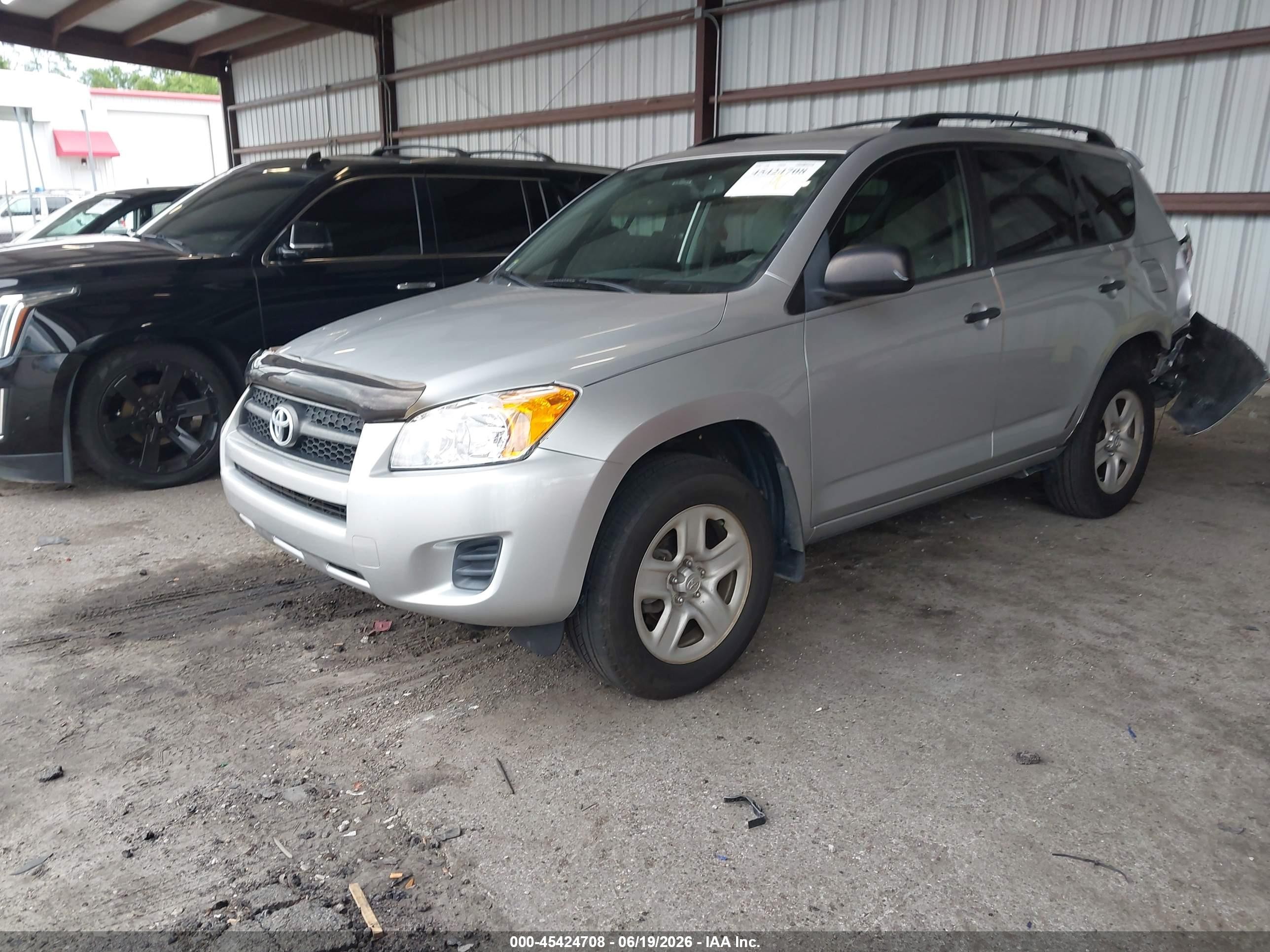 2011 Toyota Rav4   Silver vin: 2T3ZF4DV2BW082718