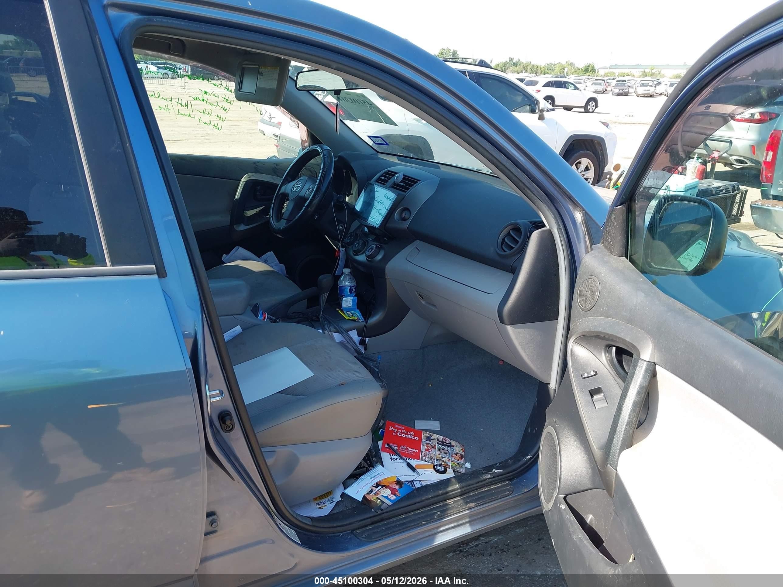 2011 Toyota Rav4   Light Blue vin: 2T3ZF4DV2BW085554