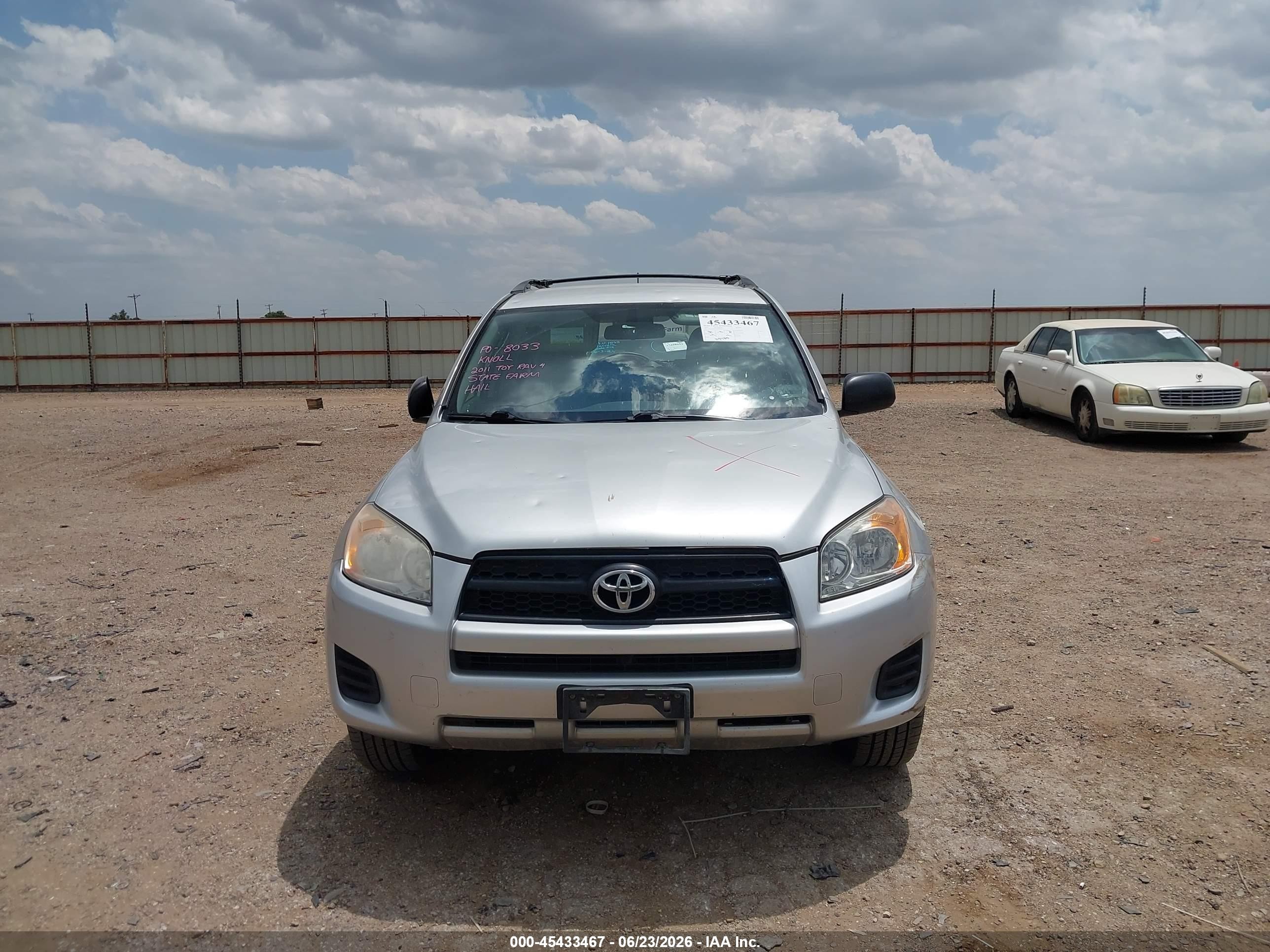 2011 Toyota Rav4   Silver vin: 2T3ZF4DV2BW086011