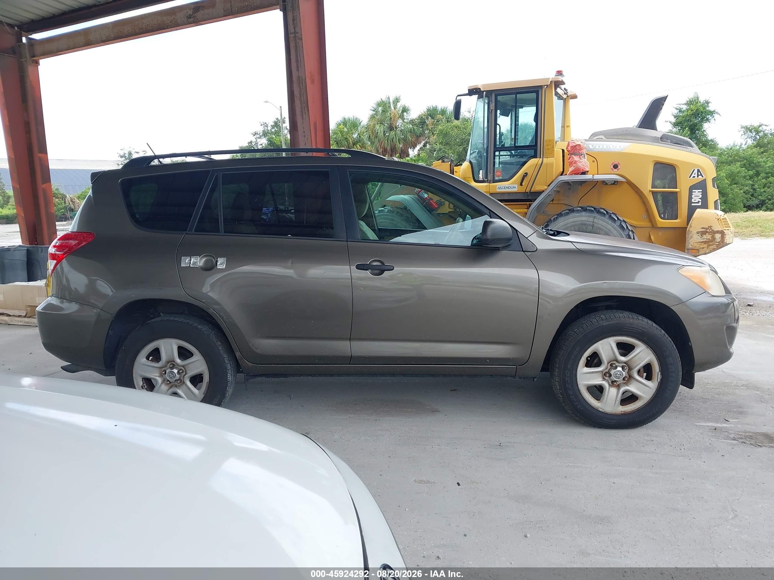 2011 Toyota Rav4   Brown vin: 2T3ZF4DV2BW089104