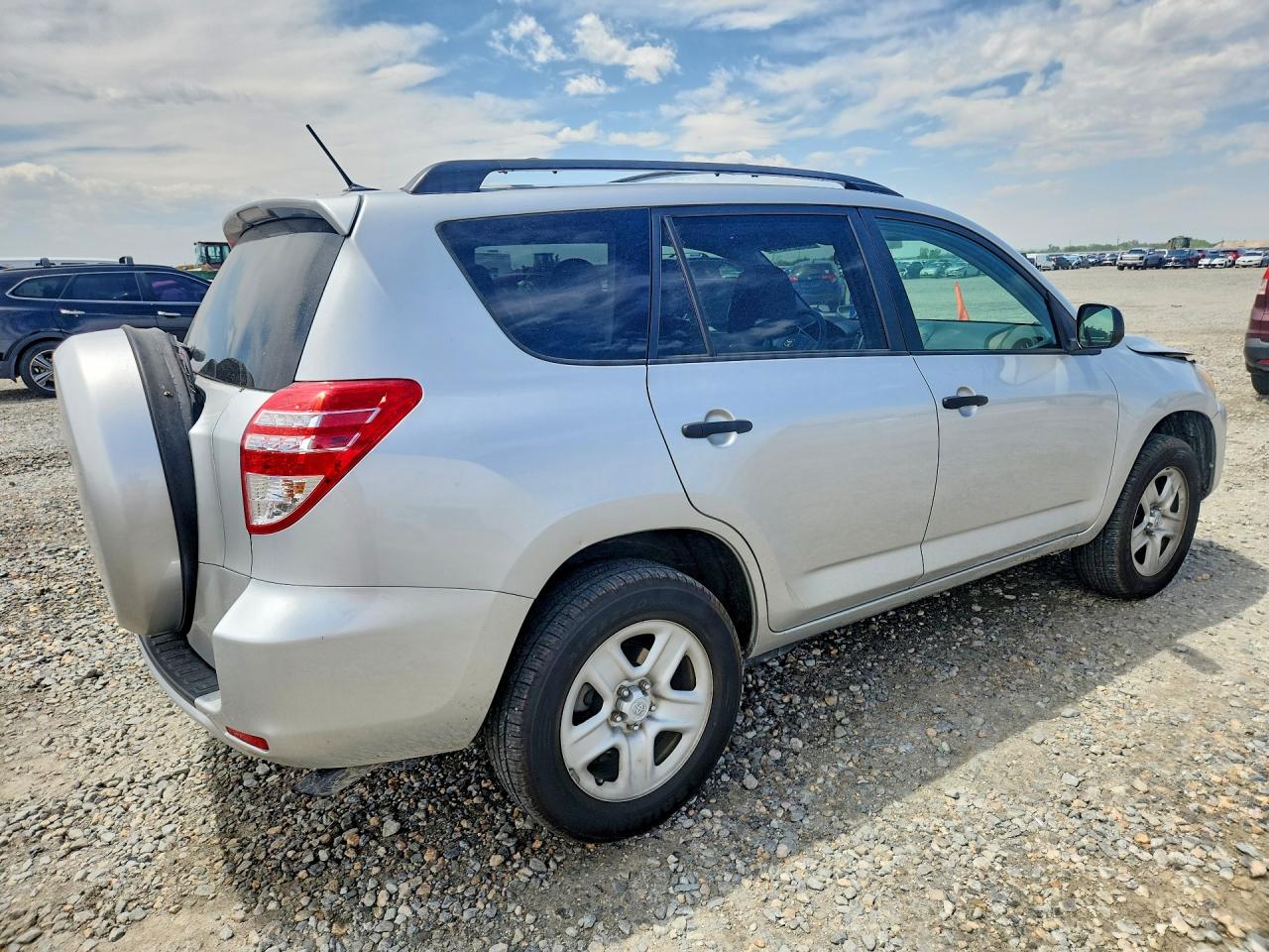 2011 Toyota Rav4 Base Серебряный vin: 2T3ZF4DV2BW089152