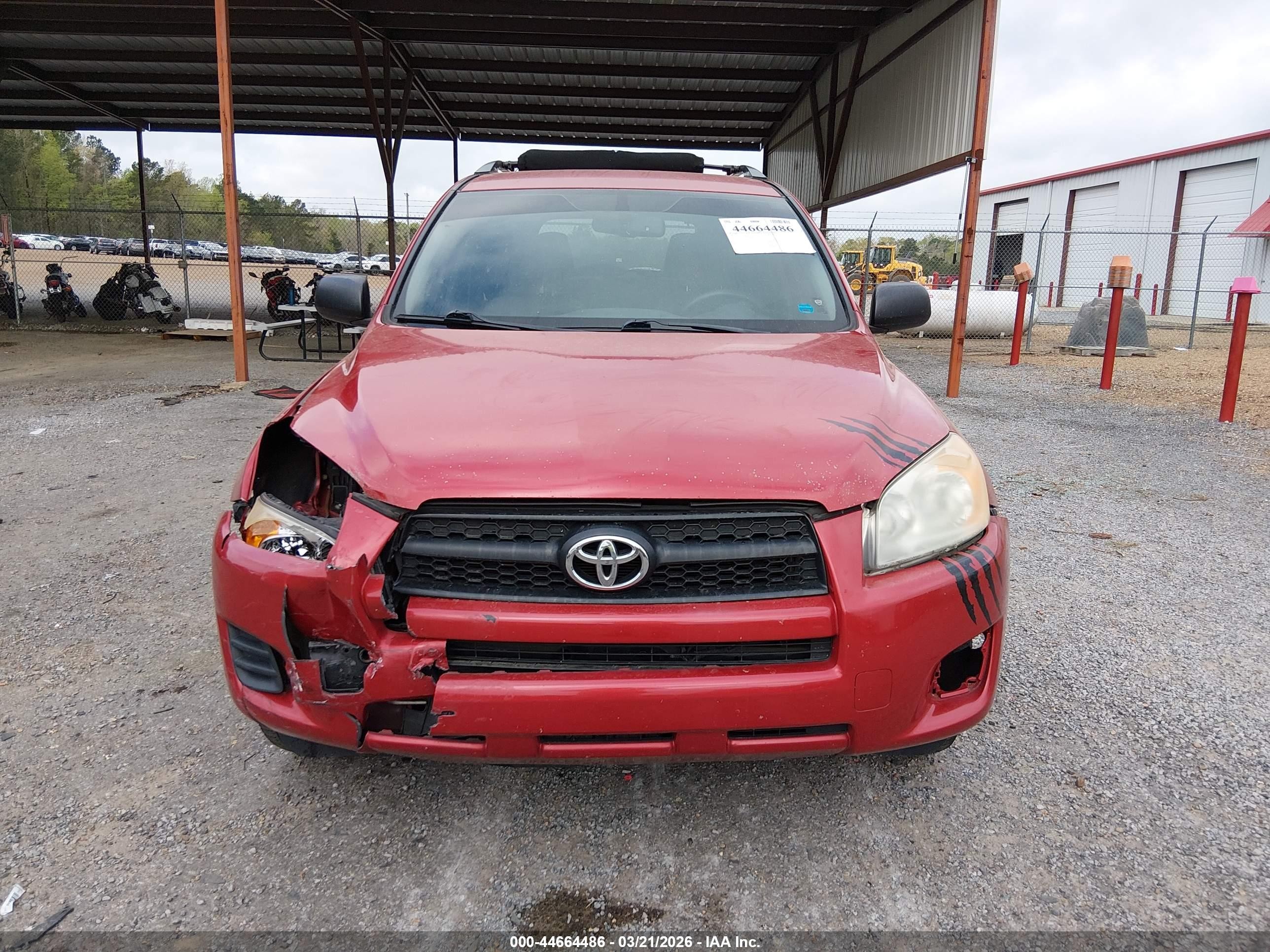 2011 Toyota Rav4 Red vin: 2T3ZF4DV2BW090561