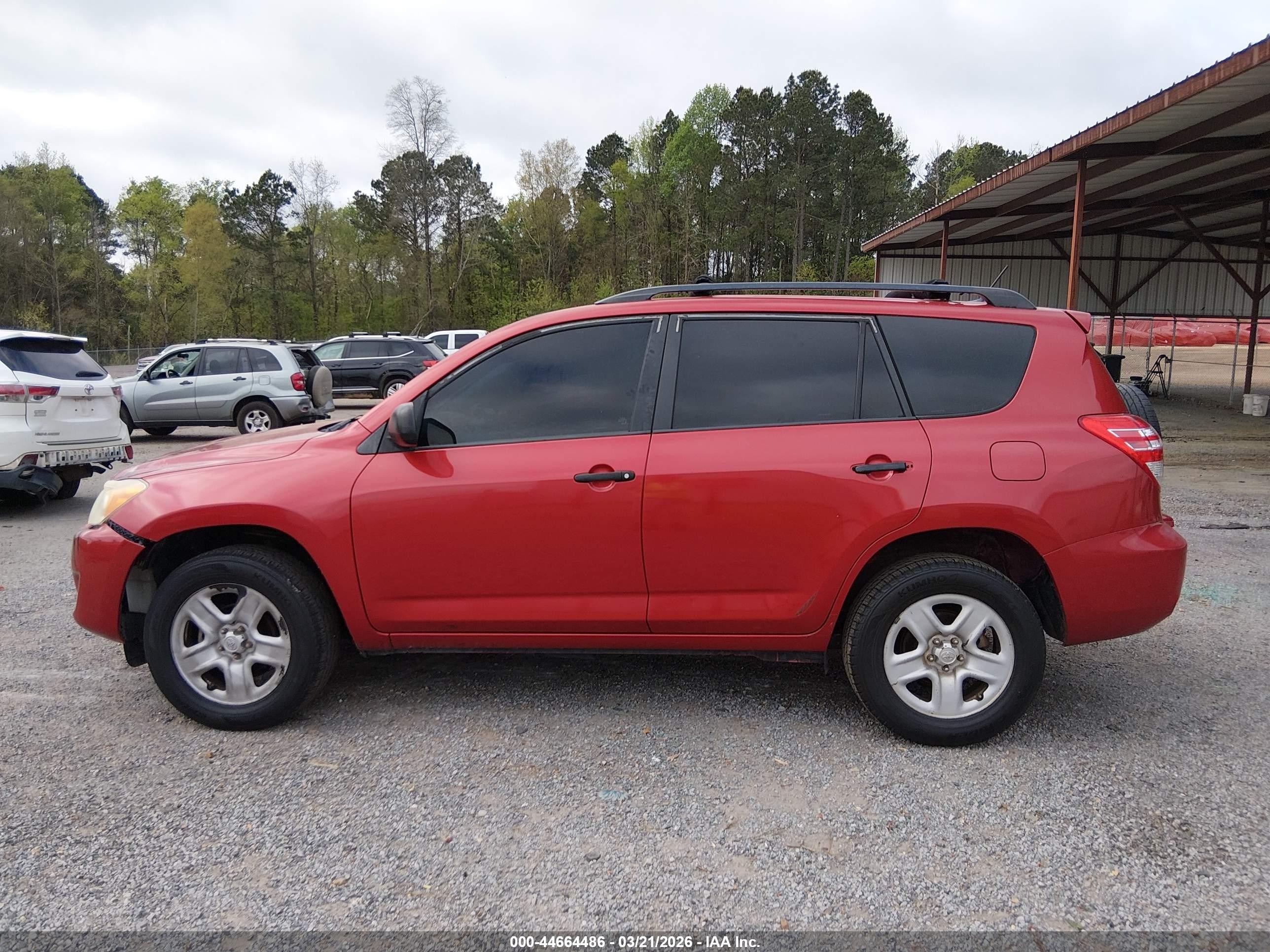 2011 Toyota Rav4 Red vin: 2T3ZF4DV2BW090561