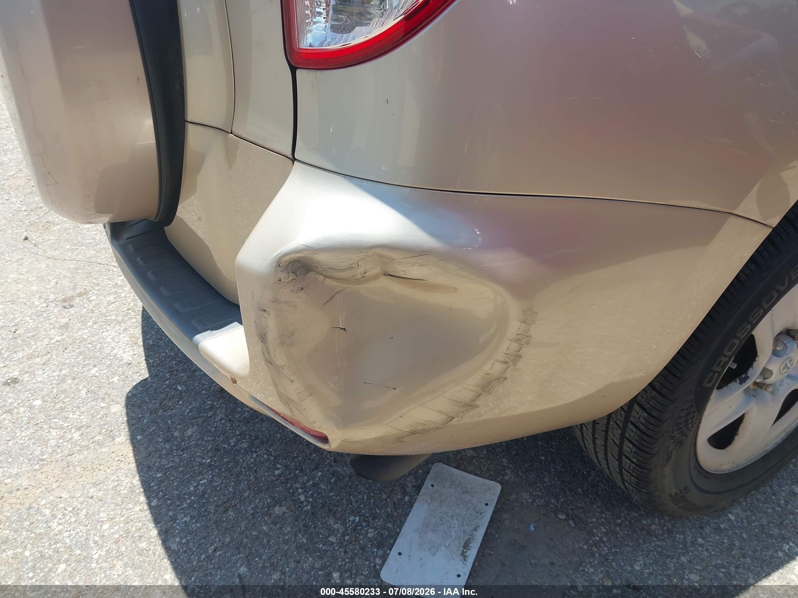 2011 Toyota Rav4   Gold vin: 2T3ZF4DV2BW092374