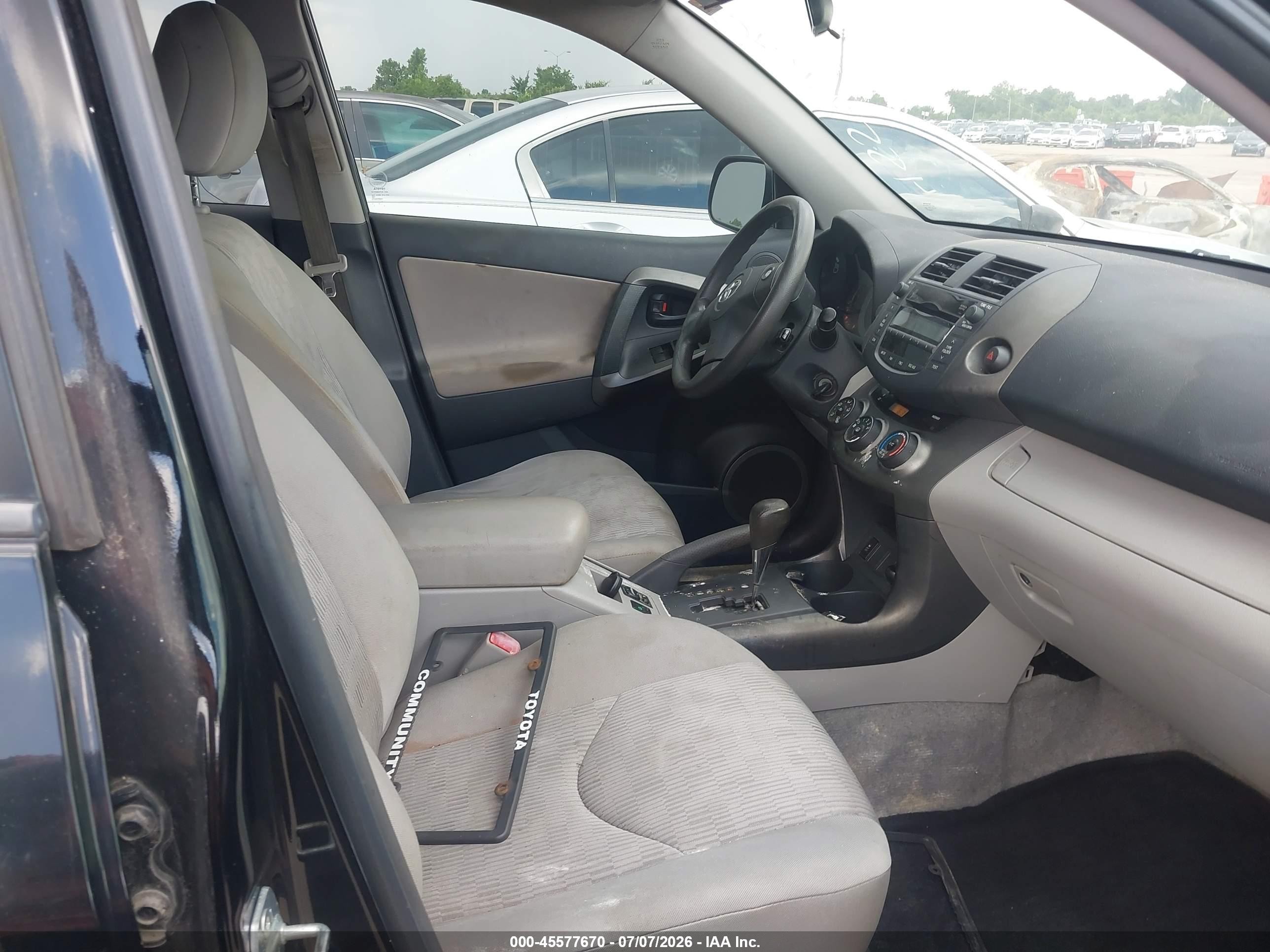 2011 Toyota Rav4   Черный vin: 2T3ZF4DV2BW095193