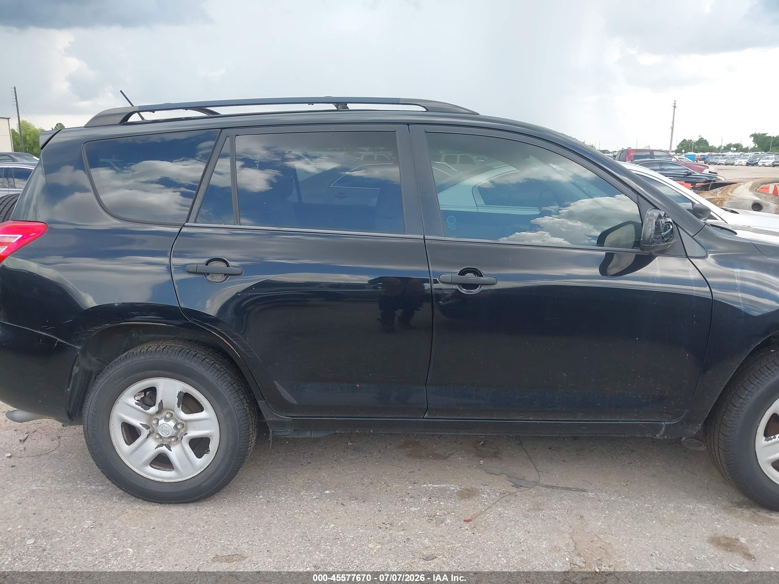 2011 Toyota Rav4   Черный vin: 2T3ZF4DV2BW095193
