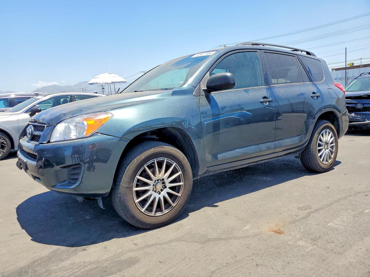 2010 Toyota Rav4 Base Green vin: 2T3ZF4DV3AW028777